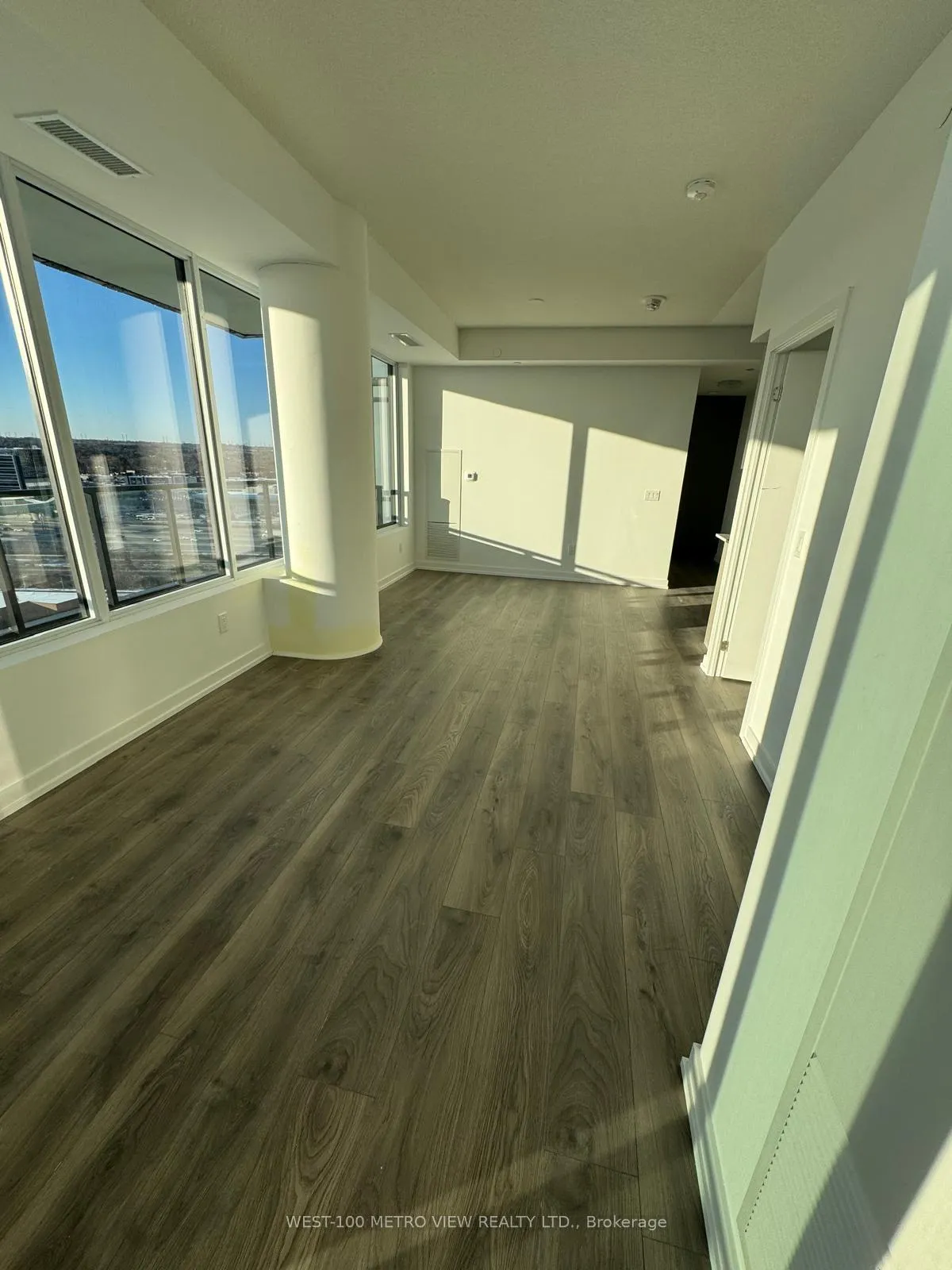 Photo 4 of Unit 1702, 1435 Celebration Drive, Pickering, Bay Ridges — HOMEH