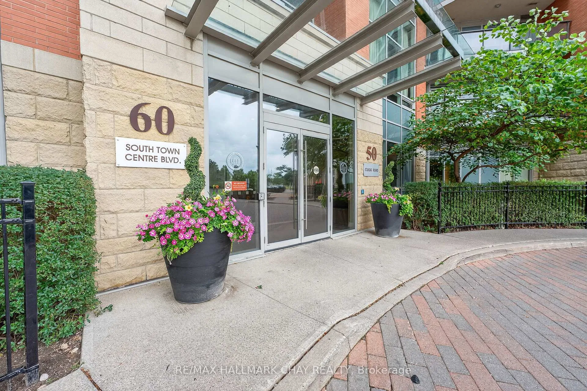 Photo 2 of Unit 819, 60 South Town Centre Boulevard, Markham, Unionville — HOMEH