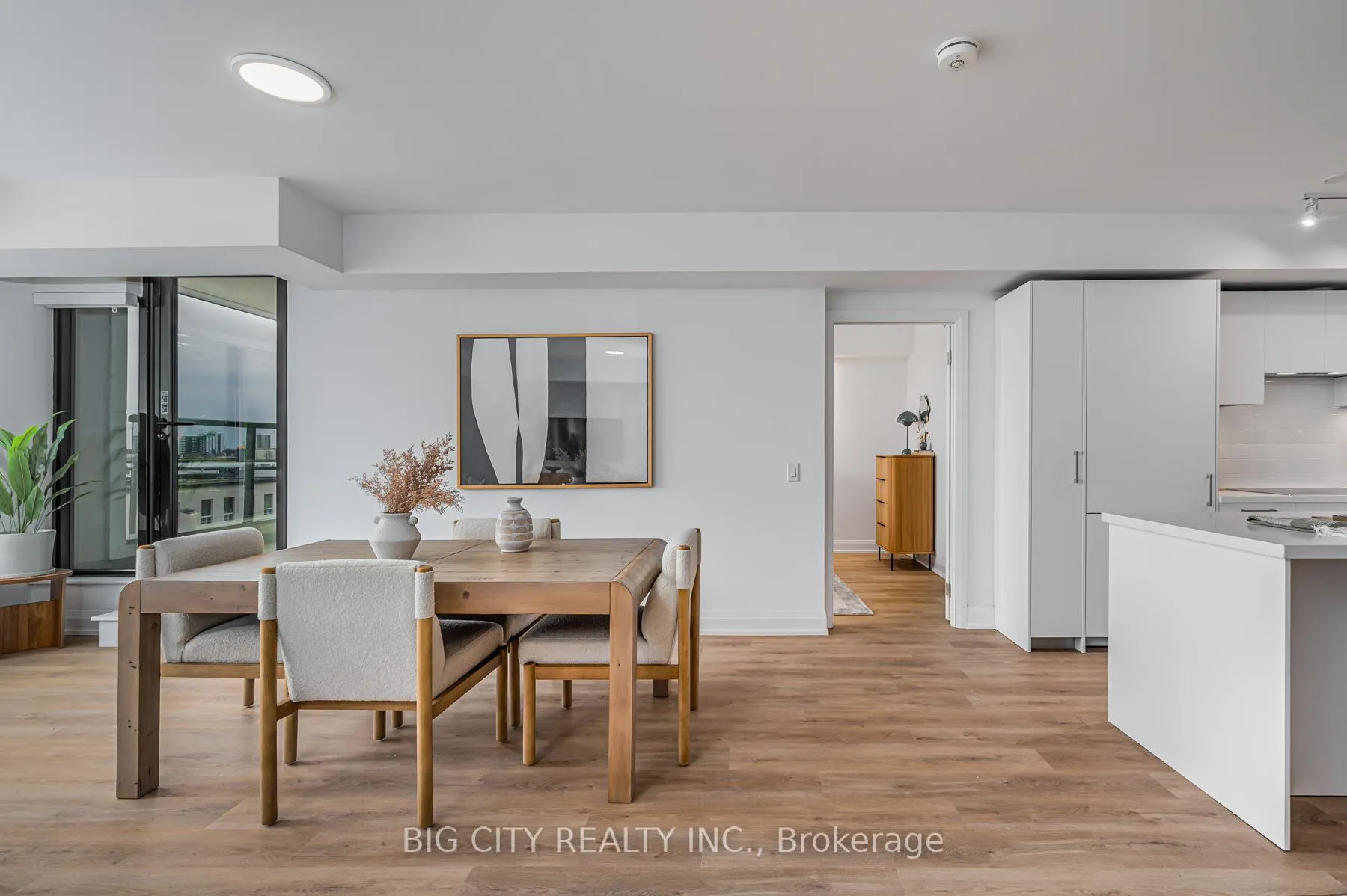 Photo 11 of Unit 314, 36 Brentcliffe Road, Toronto, Thorncliffe Park — HOMEH