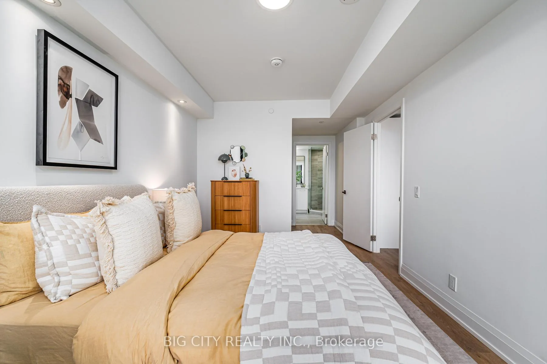 Photo 18 of Unit 314, 36 Brentcliffe Road, Toronto, Thorncliffe Park — HOMEH