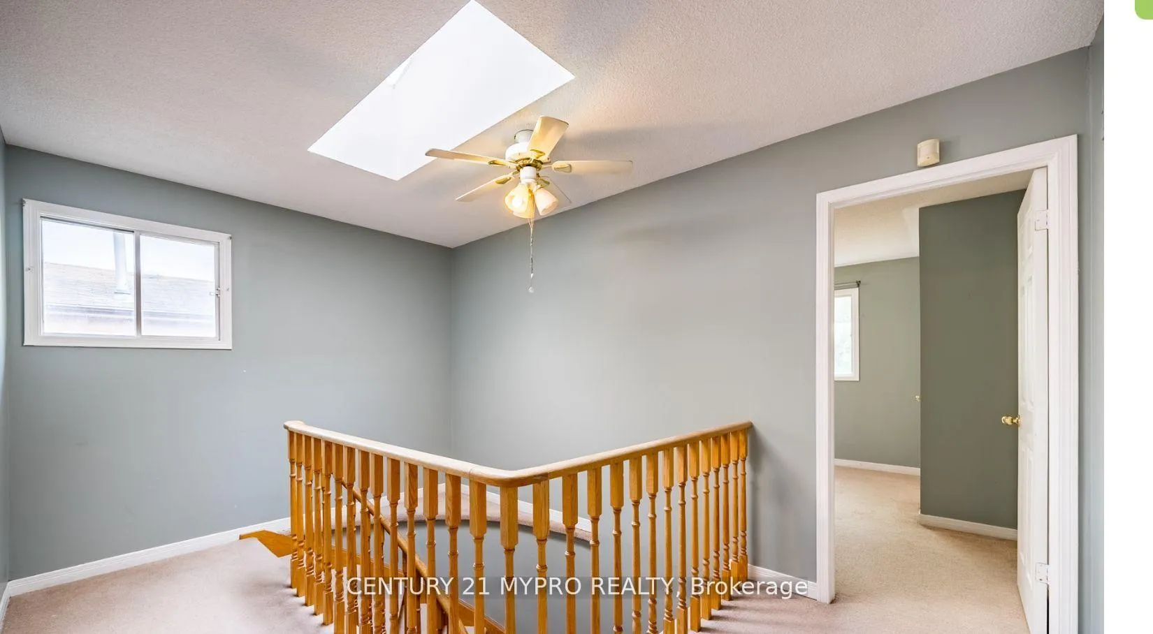 Photo 11 of 29 Adrian Crescent, Markham, Raymerville — HOMEH