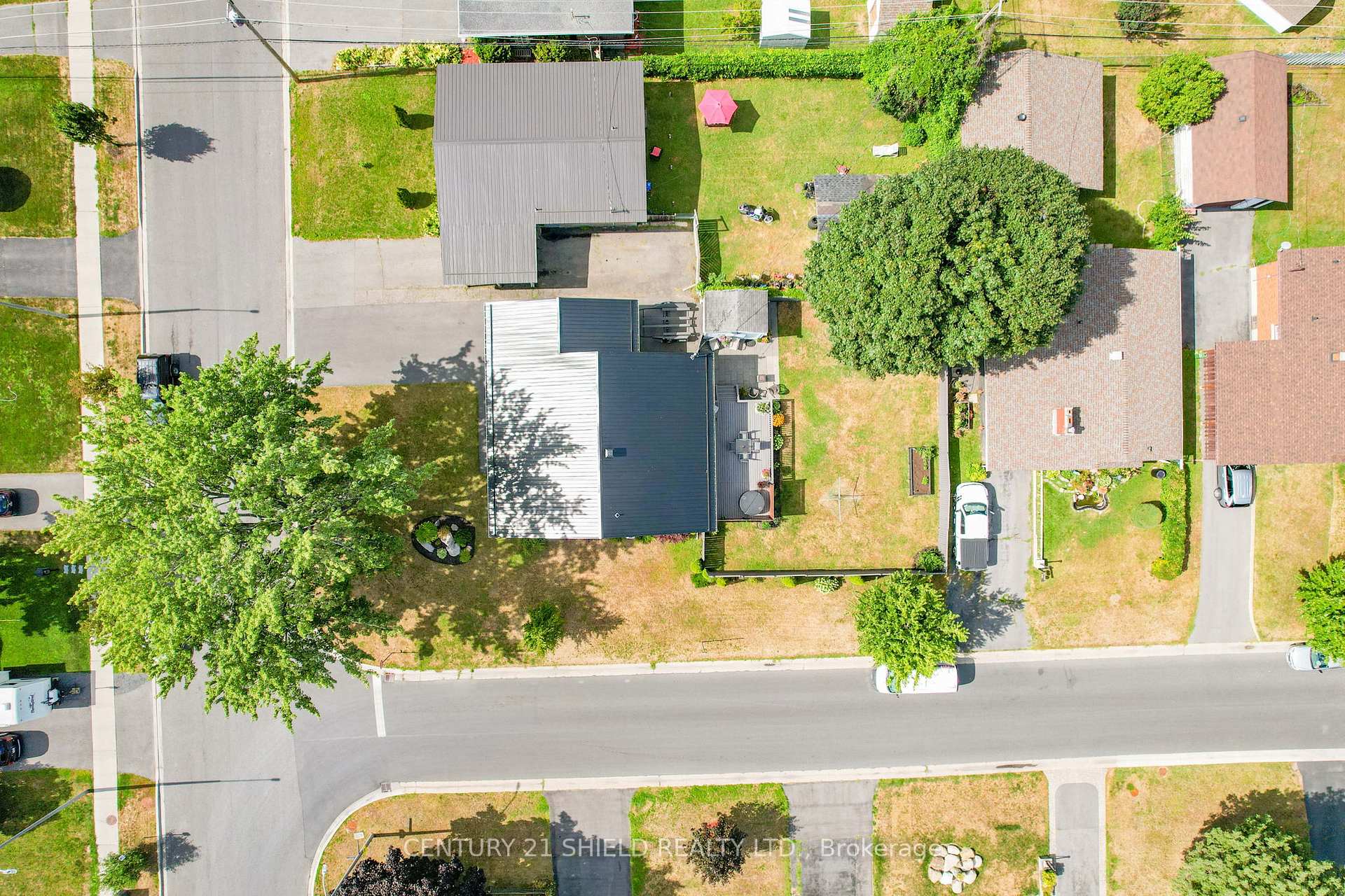 Photo 9 of 408 Anderson Drive, Cornwall — HOMEH