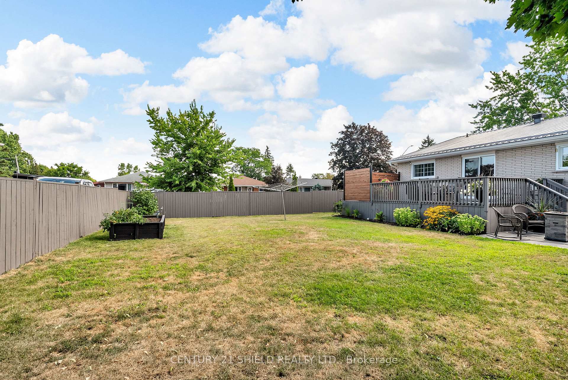 Photo 16 of 408 Anderson Drive, Cornwall — HOMEH