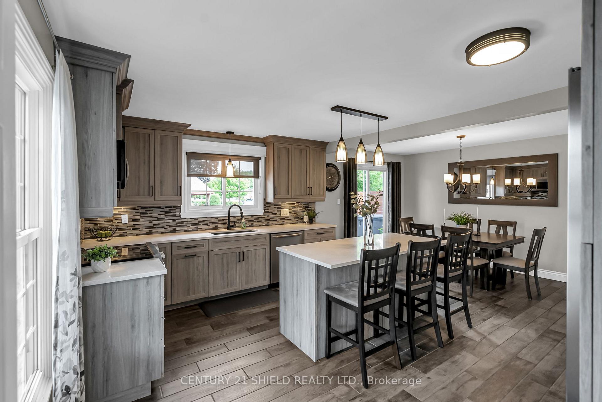 Photo 25 of 408 Anderson Drive, Cornwall — HOMEH