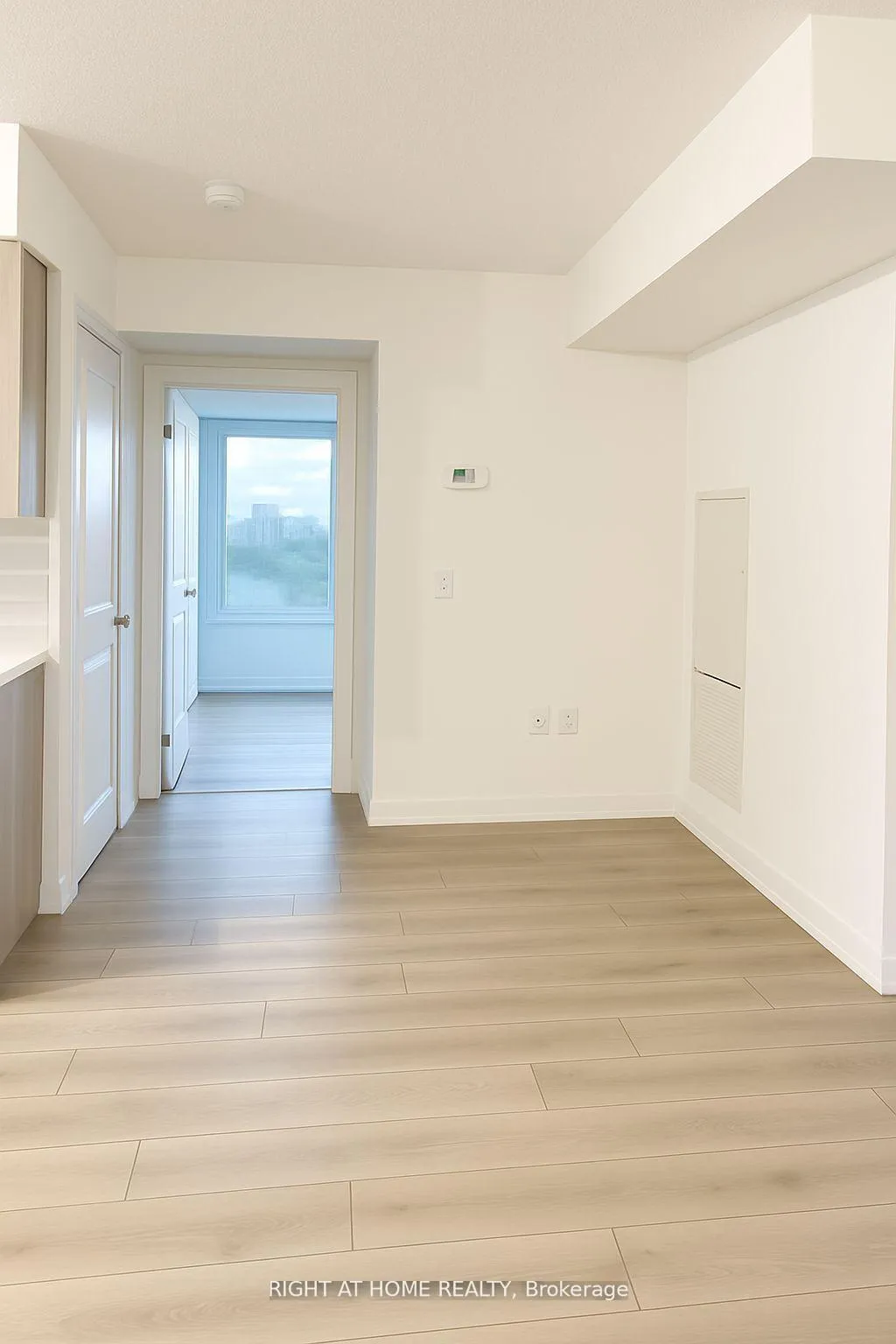 Photo 9 of Unit 810, 1455 Celebration Drive, Pickering, Bay Ridges — HOMEH