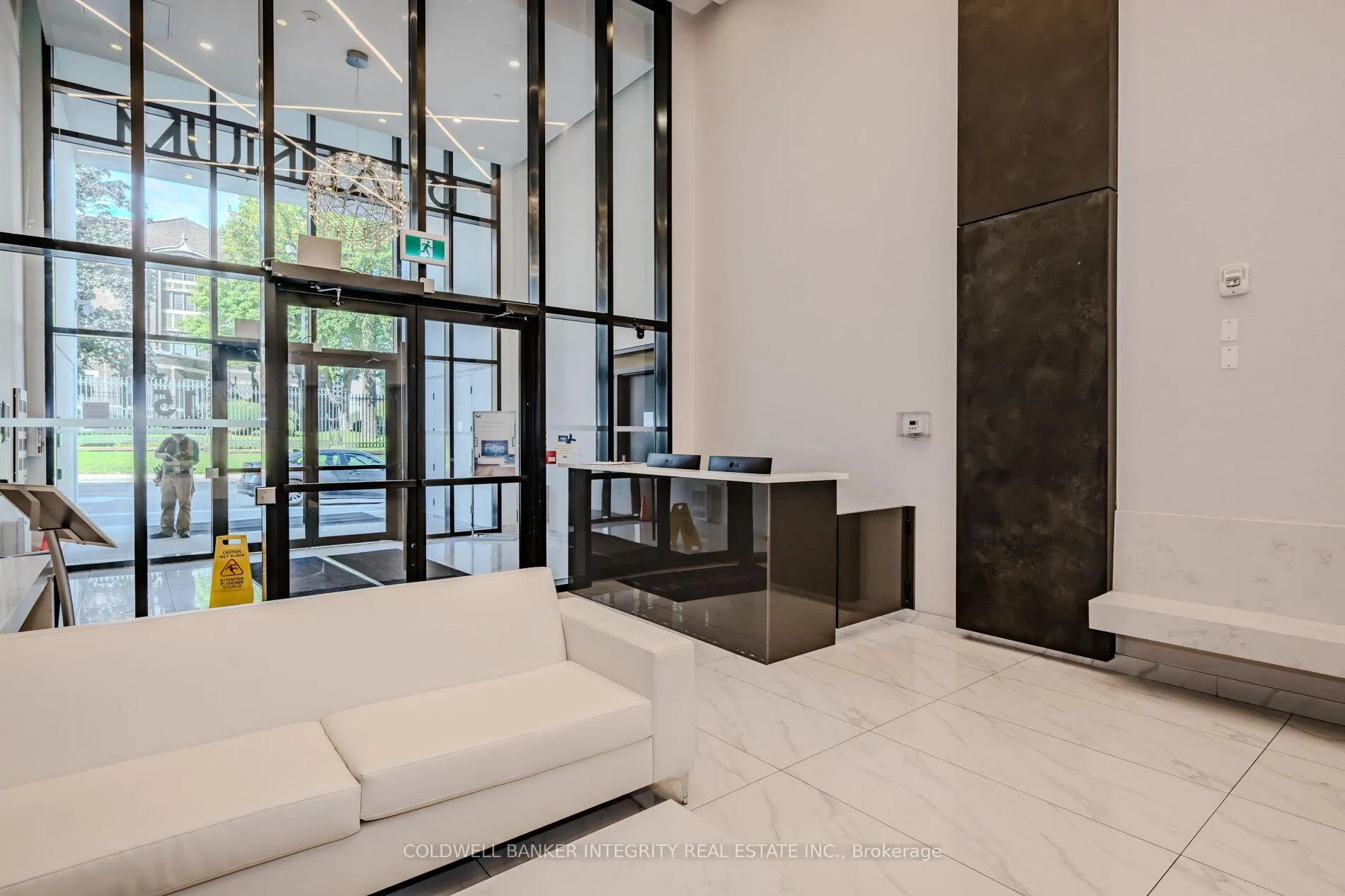 Photo 7 of Unit 1811, 15 Queen Street S, Hamilton, Central — HOMEH