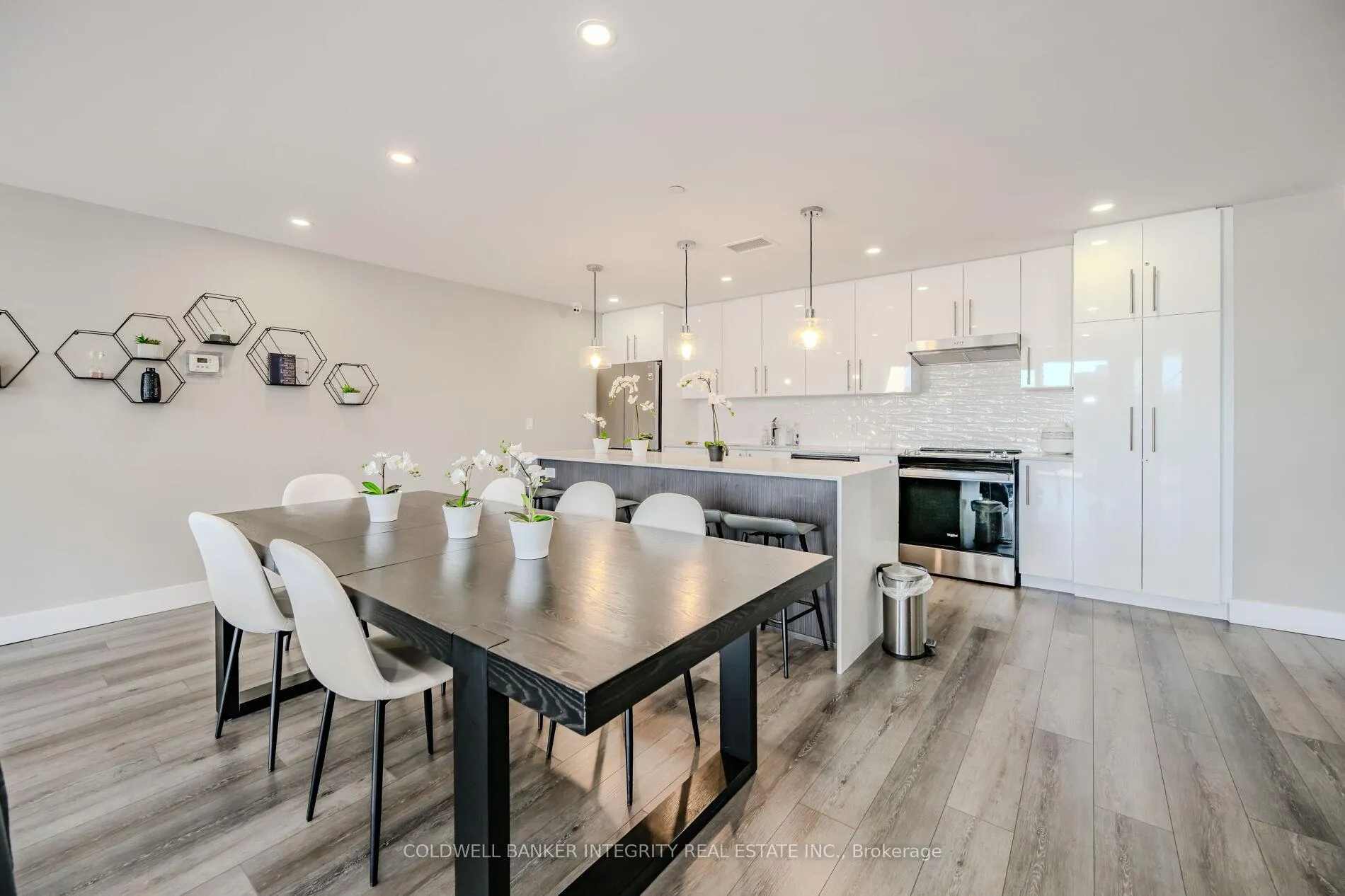 Photo 16 of Unit 1811, 15 Queen Street S, Hamilton, Central — HOMEH