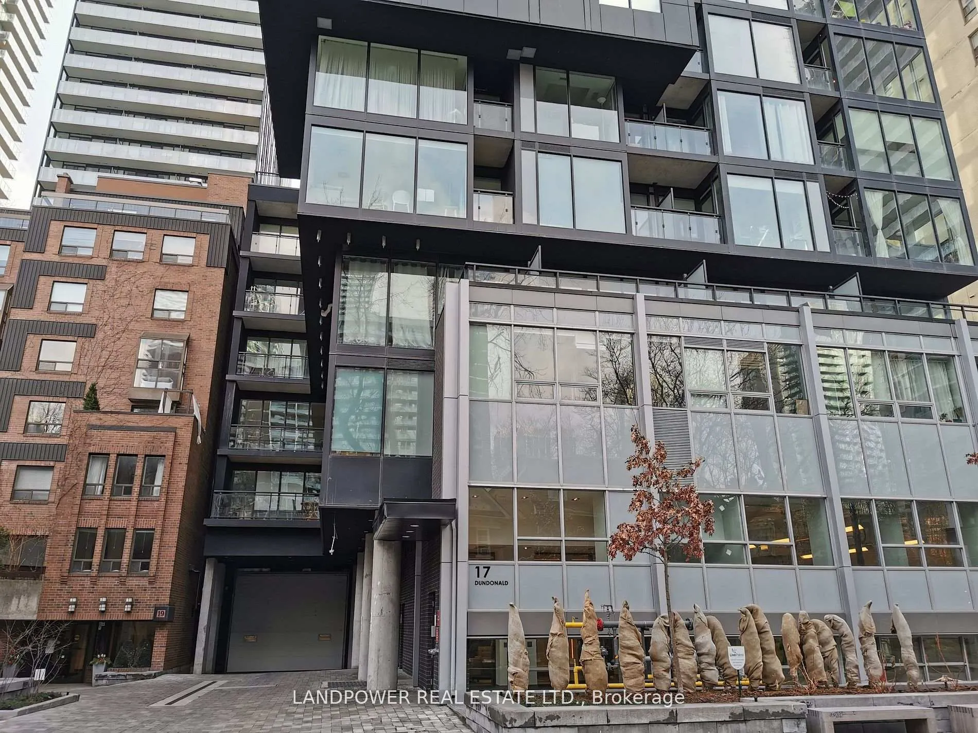 Front of Unit 1302, 17 Dundonald Street