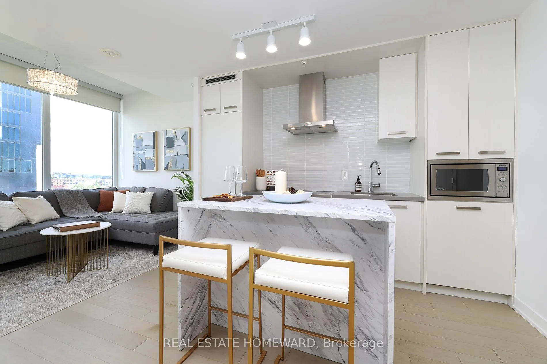 Photo 7 of Unit N707, 120 Bayview Avenue, Toronto, Waterfront Communities — HOMEH