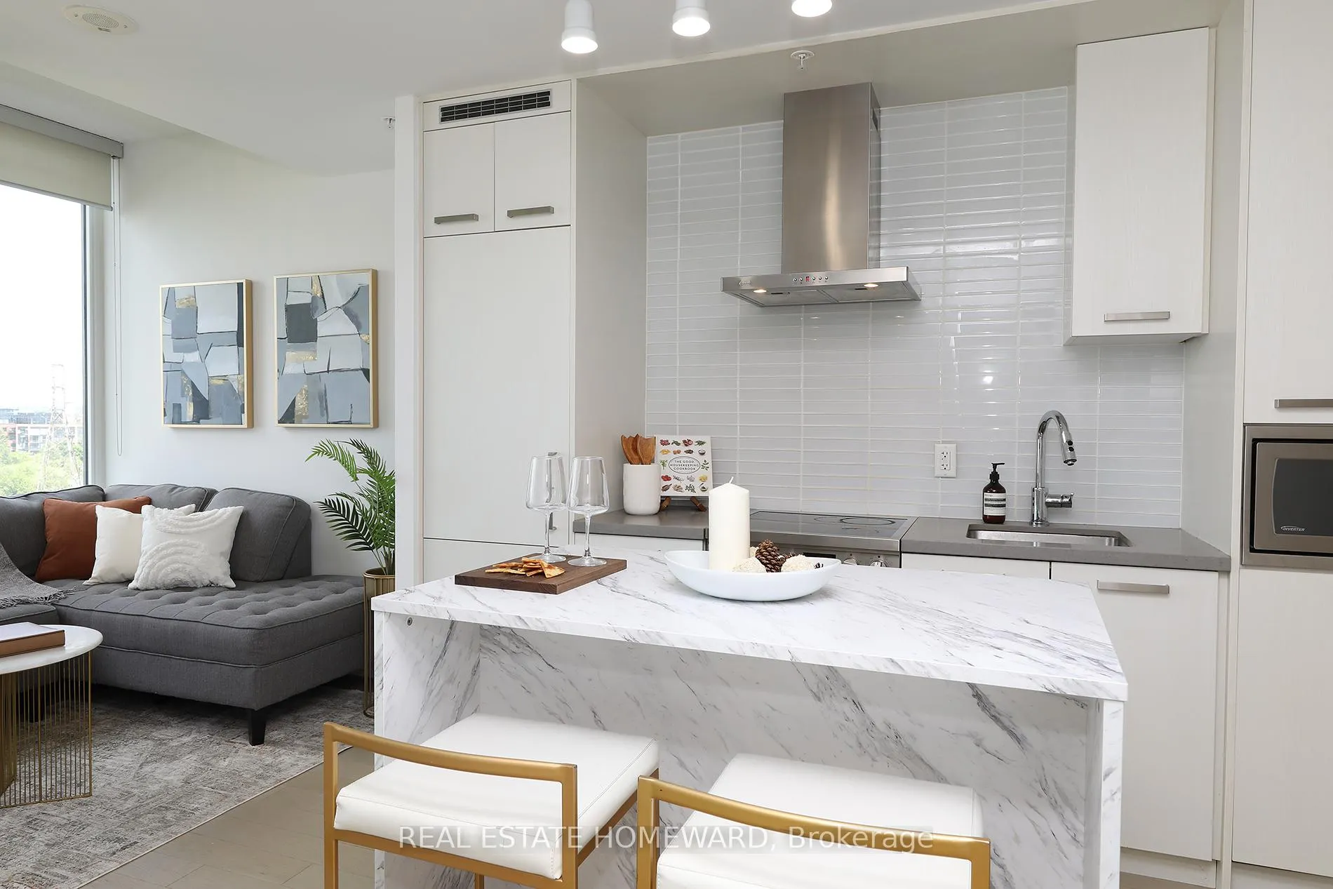 Photo 8 of Unit N707, 120 Bayview Avenue, Toronto, Waterfront Communities — HOMEH
