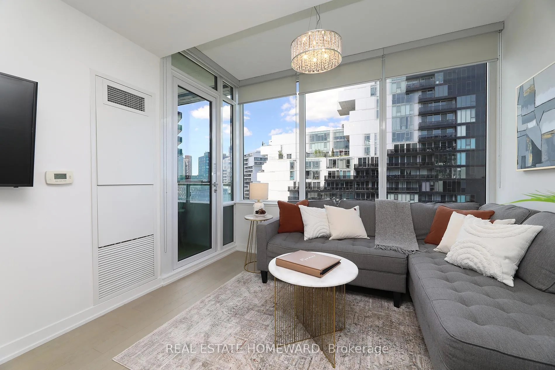 Photo 12 of Unit N707, 120 Bayview Avenue, Toronto, Waterfront Communities — HOMEH