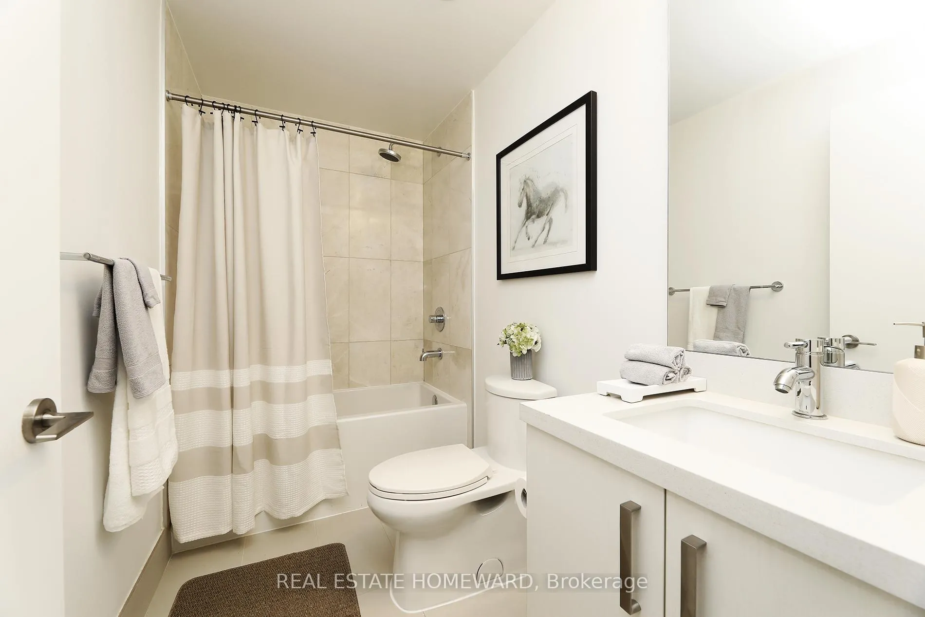 Photo 15 of Unit N707, 120 Bayview Avenue, Toronto, Waterfront Communities — HOMEH