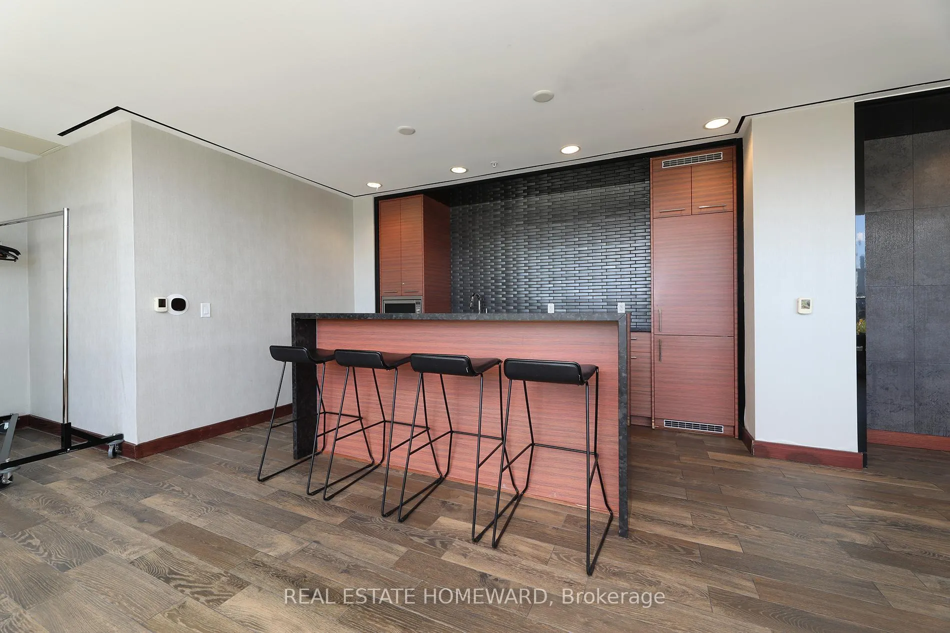 Photo 31 of Unit N707, 120 Bayview Avenue, Toronto, Waterfront Communities — HOMEH
