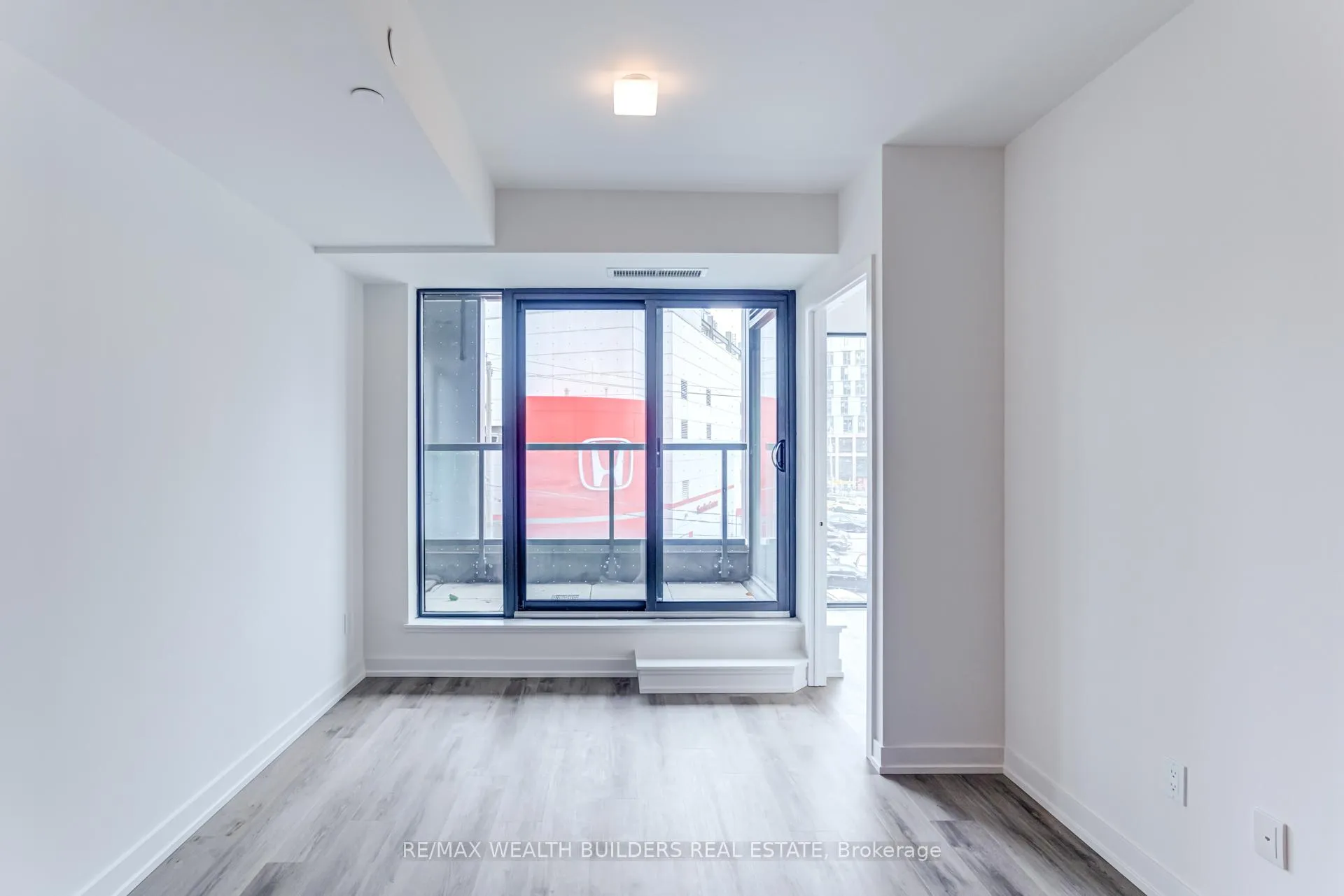 Photo 6 of Unit 421, 28 Eastern Avenue, Toronto, Moss Park — HOMEH