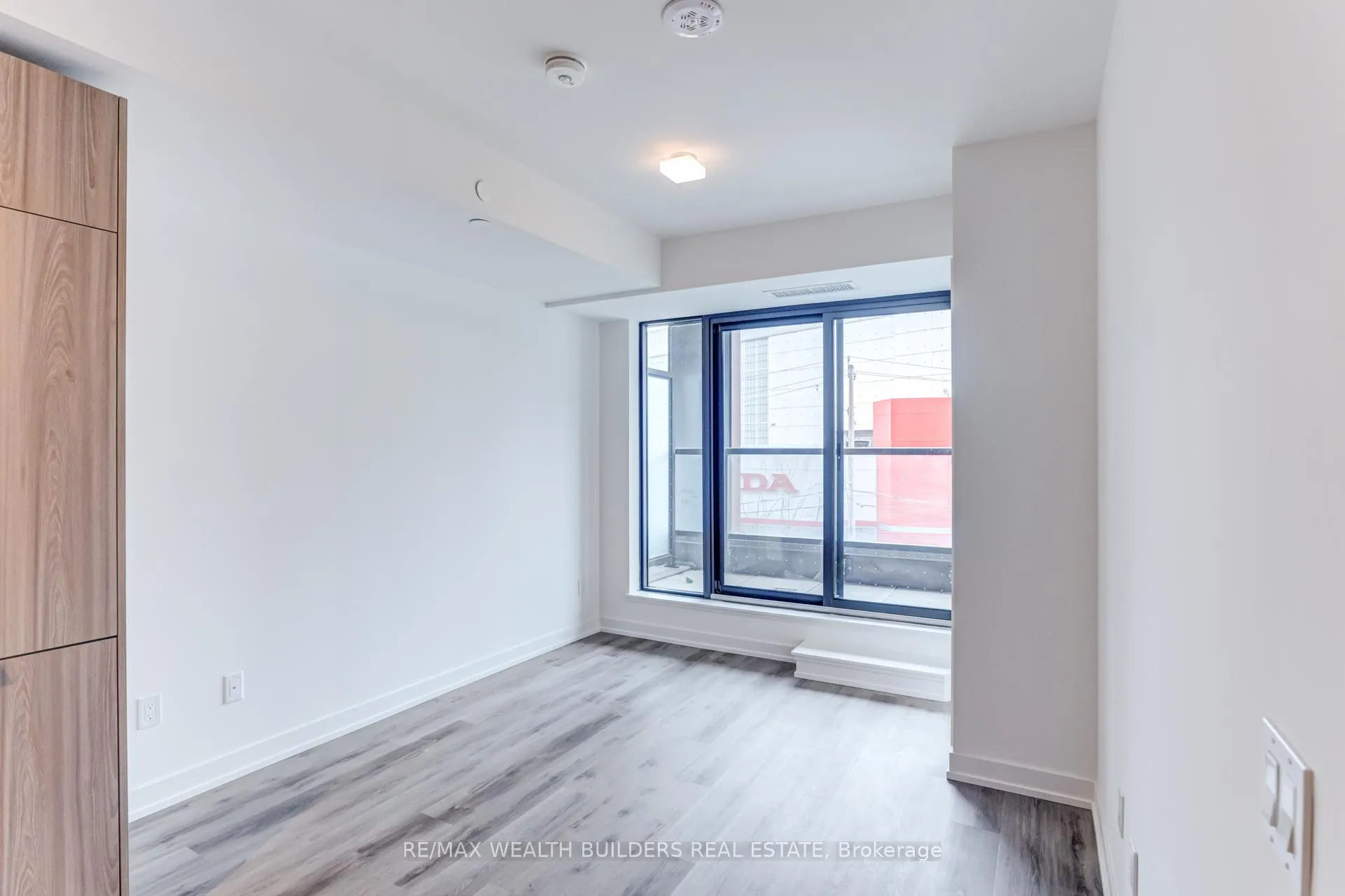 Photo 7 of Unit 421, 28 Eastern Avenue, Toronto, Moss Park — HOMEH