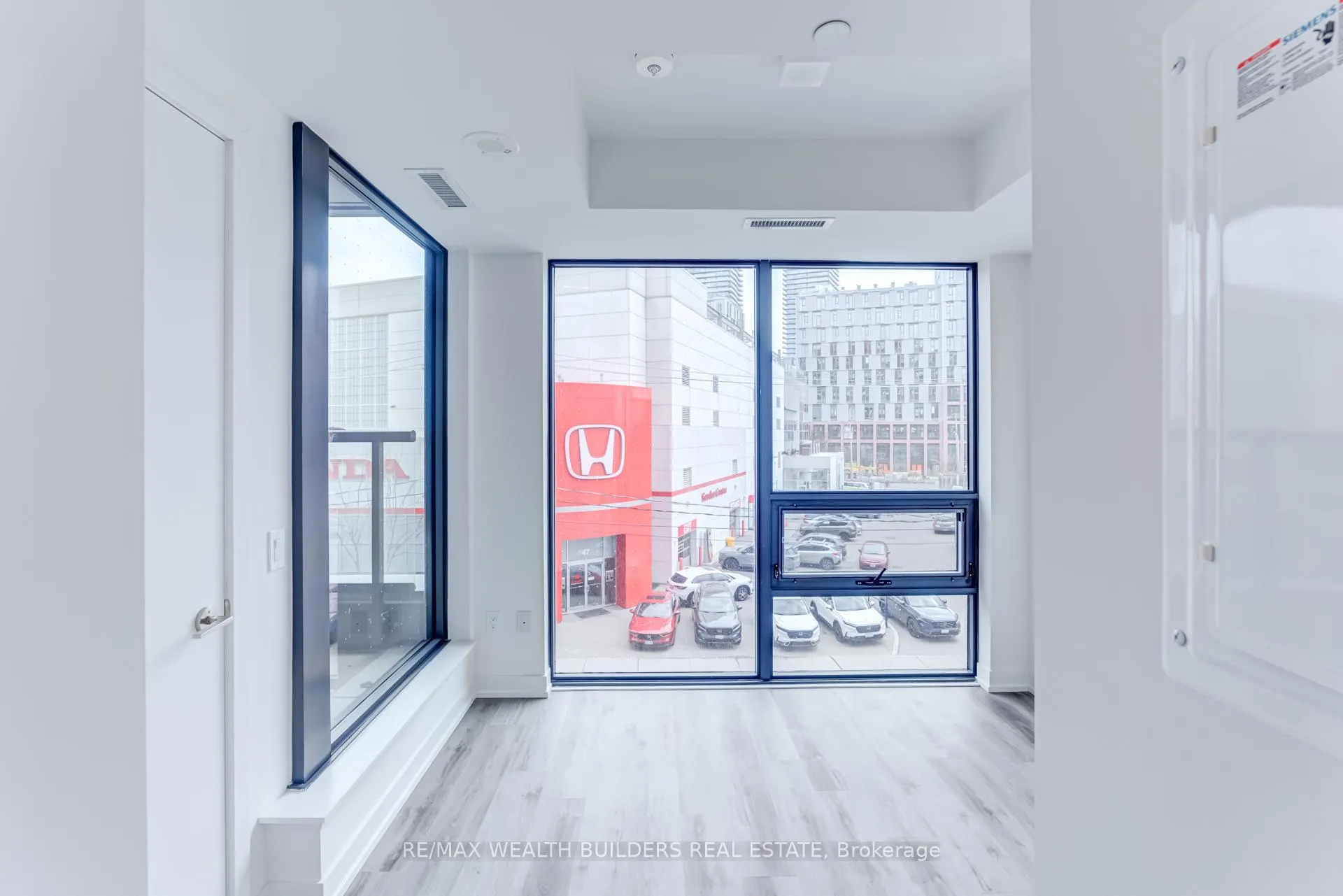 Photo 10 of Unit 421, 28 Eastern Avenue, Toronto, Moss Park — HOMEH