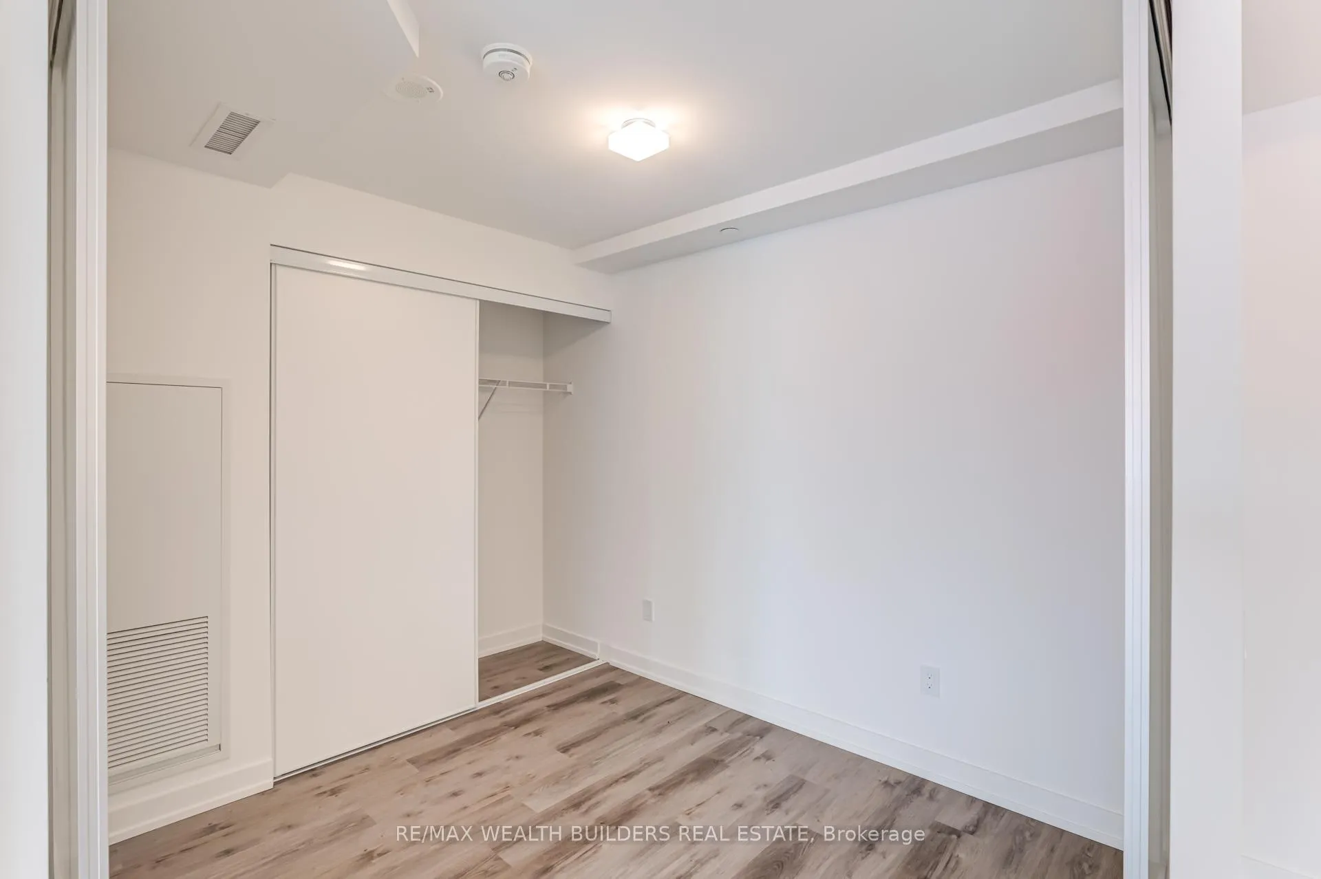 Photo 11 of Unit 421, 28 Eastern Avenue, Toronto, Moss Park — HOMEH