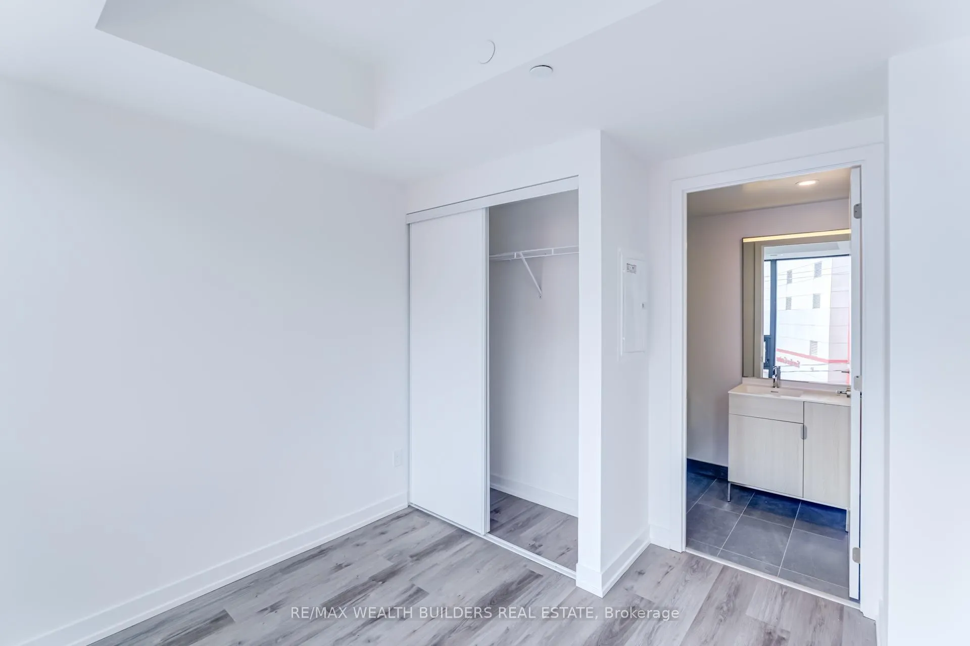 Photo 12 of Unit 421, 28 Eastern Avenue, Toronto, Moss Park — HOMEH