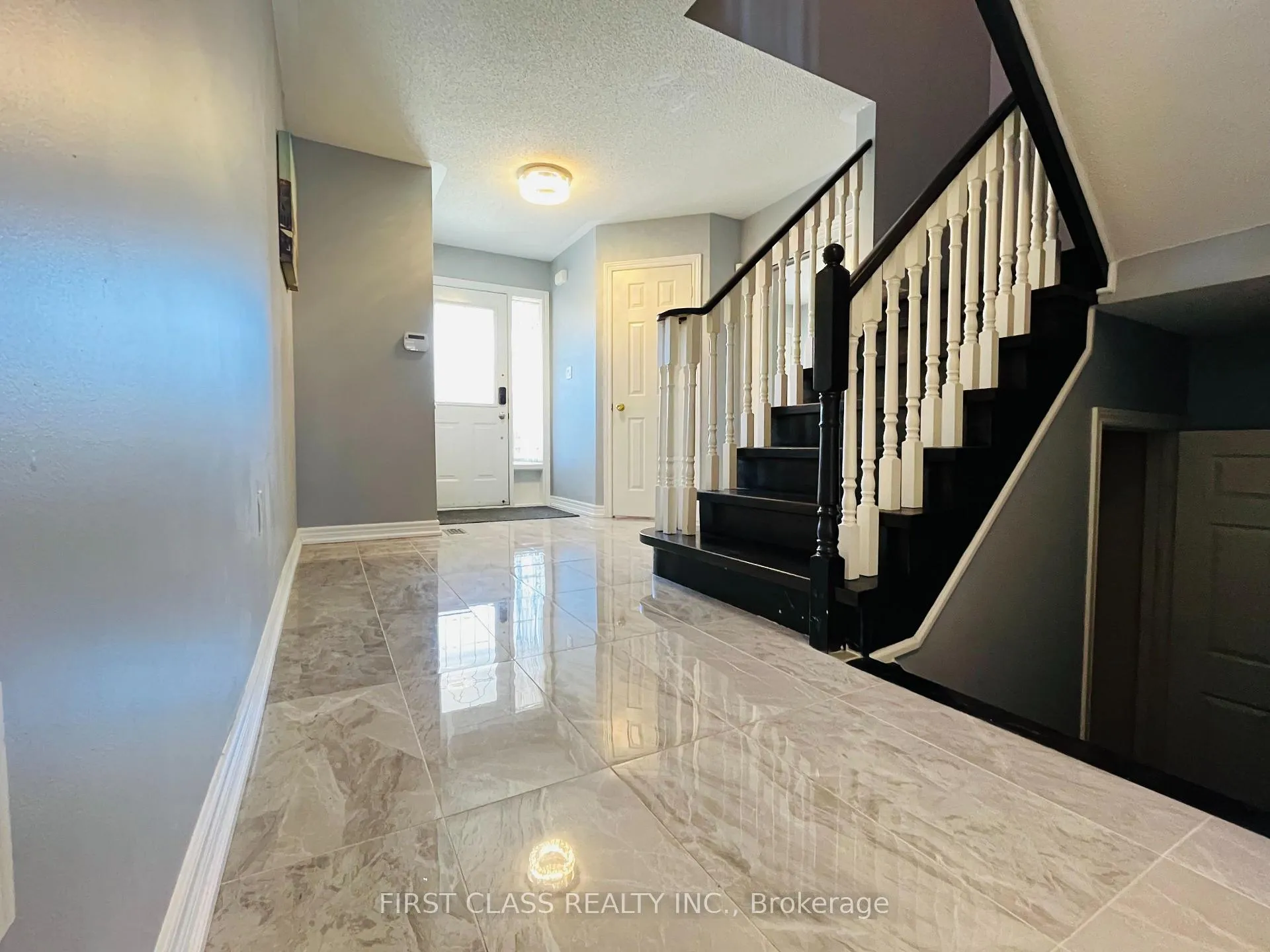 Photo 3 of 45 William Grant Road, Markham, Greensborough — HOMEH