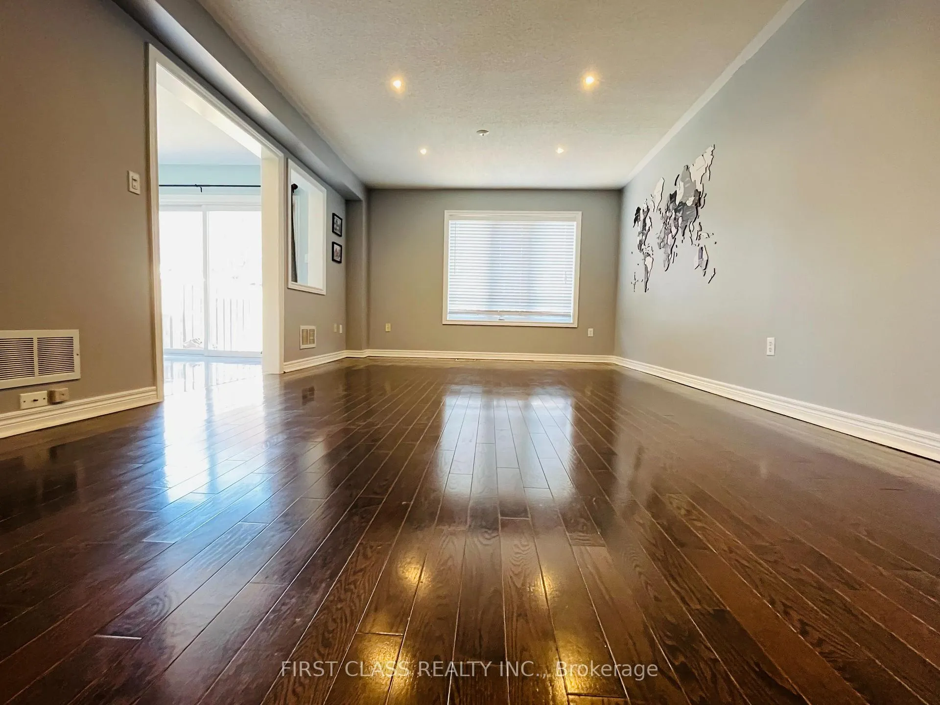 Photo 4 of 45 William Grant Road, Markham, Greensborough — HOMEH