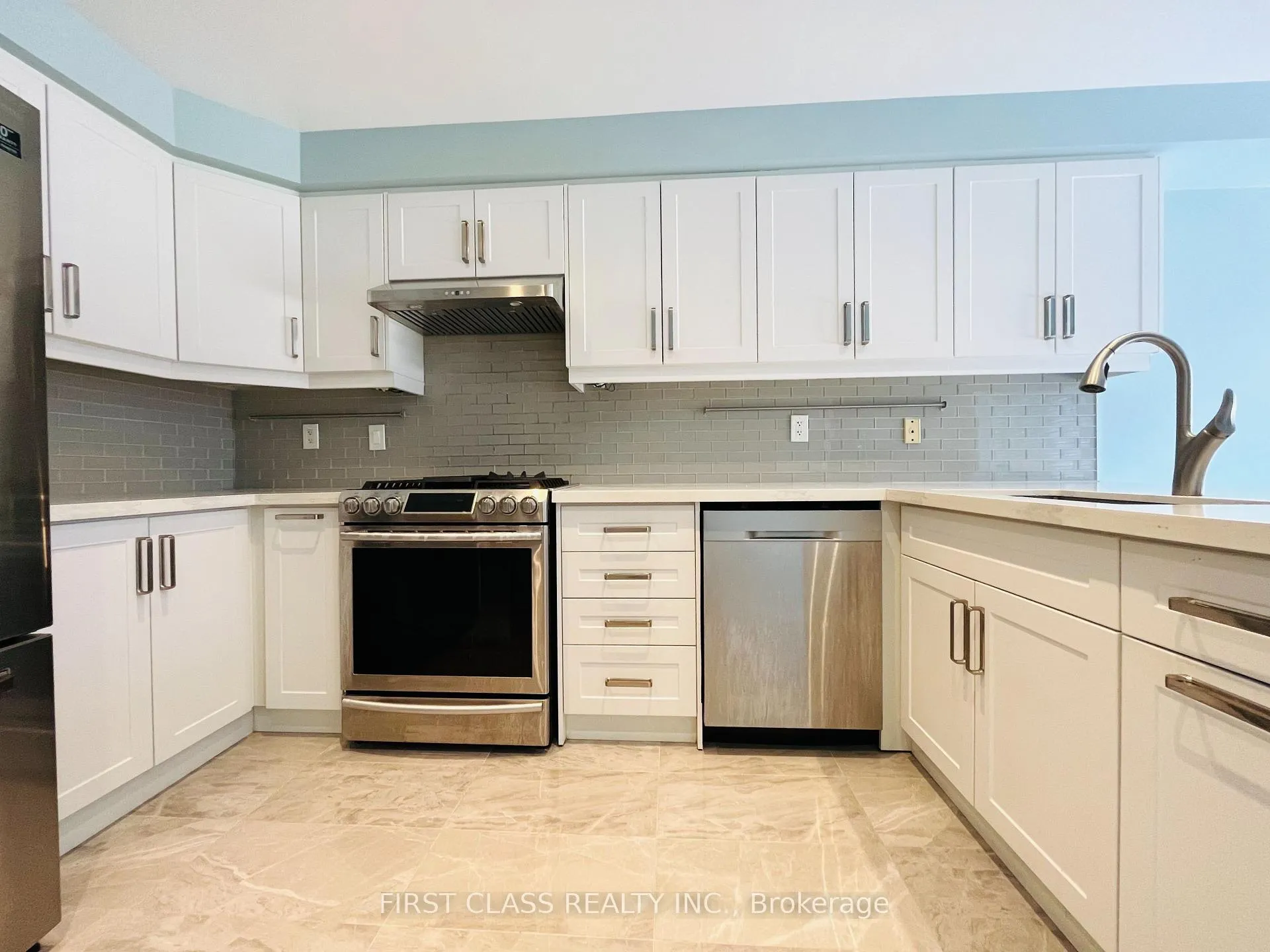 Photo 10 of 45 William Grant Road, Markham, Greensborough — HOMEH