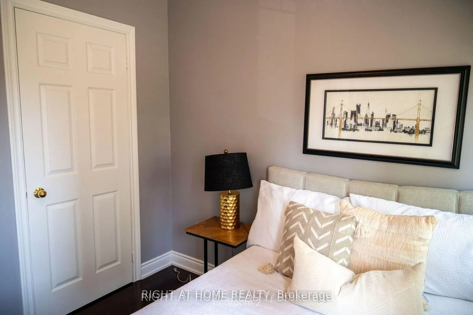 Photo 25 of 31 Ferrand Drive, Toronto, Flemingdon Park — HOMEH