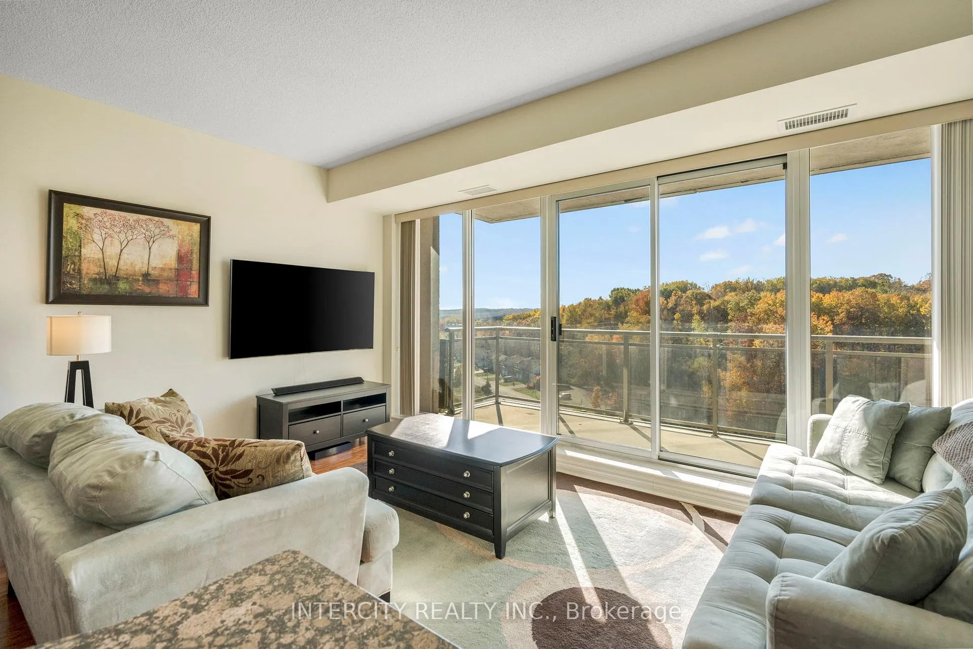 Photo 5 of Unit 1007, 699 Aberdeen Boulevard, Midland — HOMEH