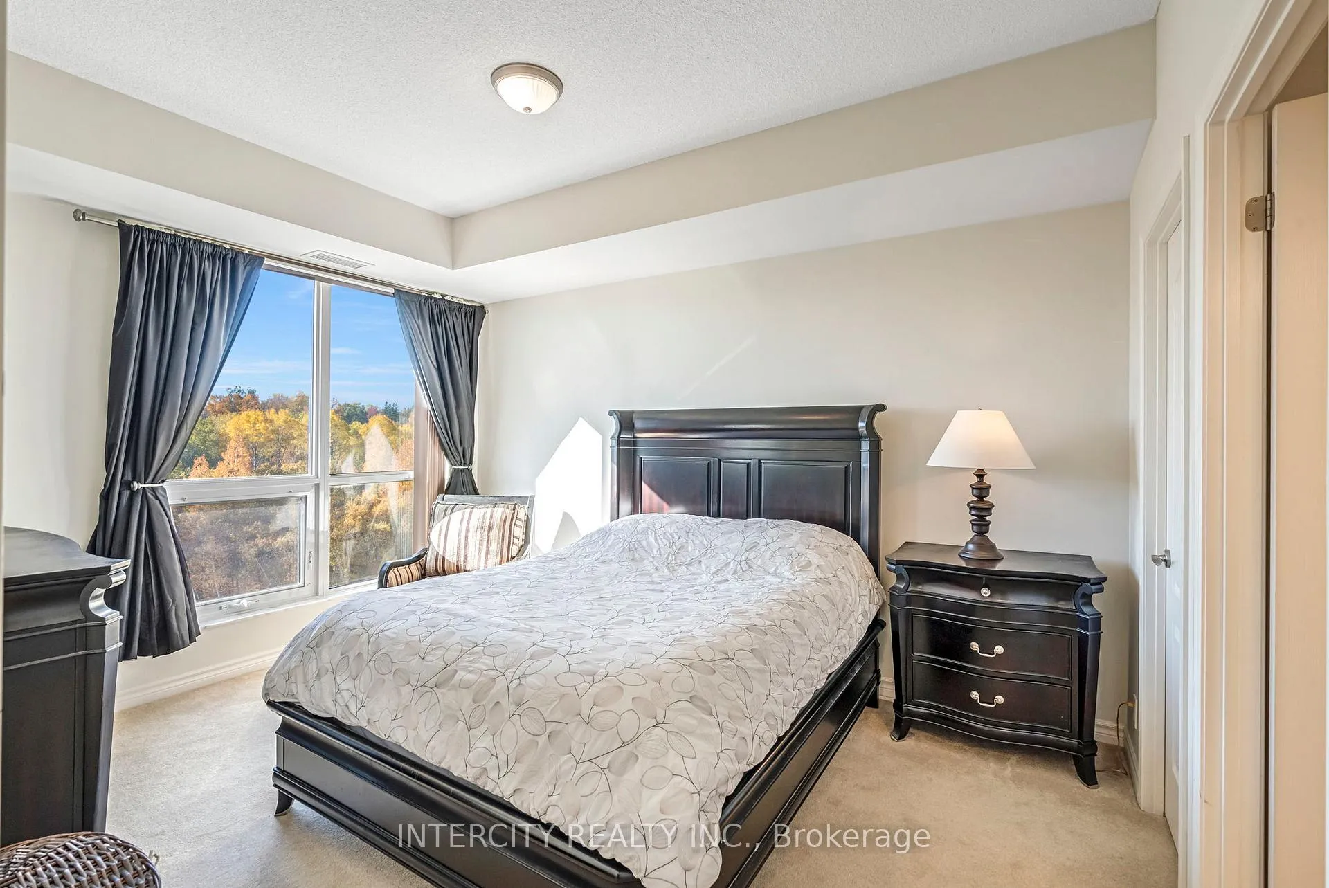 Photo 10 of Unit 1007, 699 Aberdeen Boulevard, Midland — HOMEH