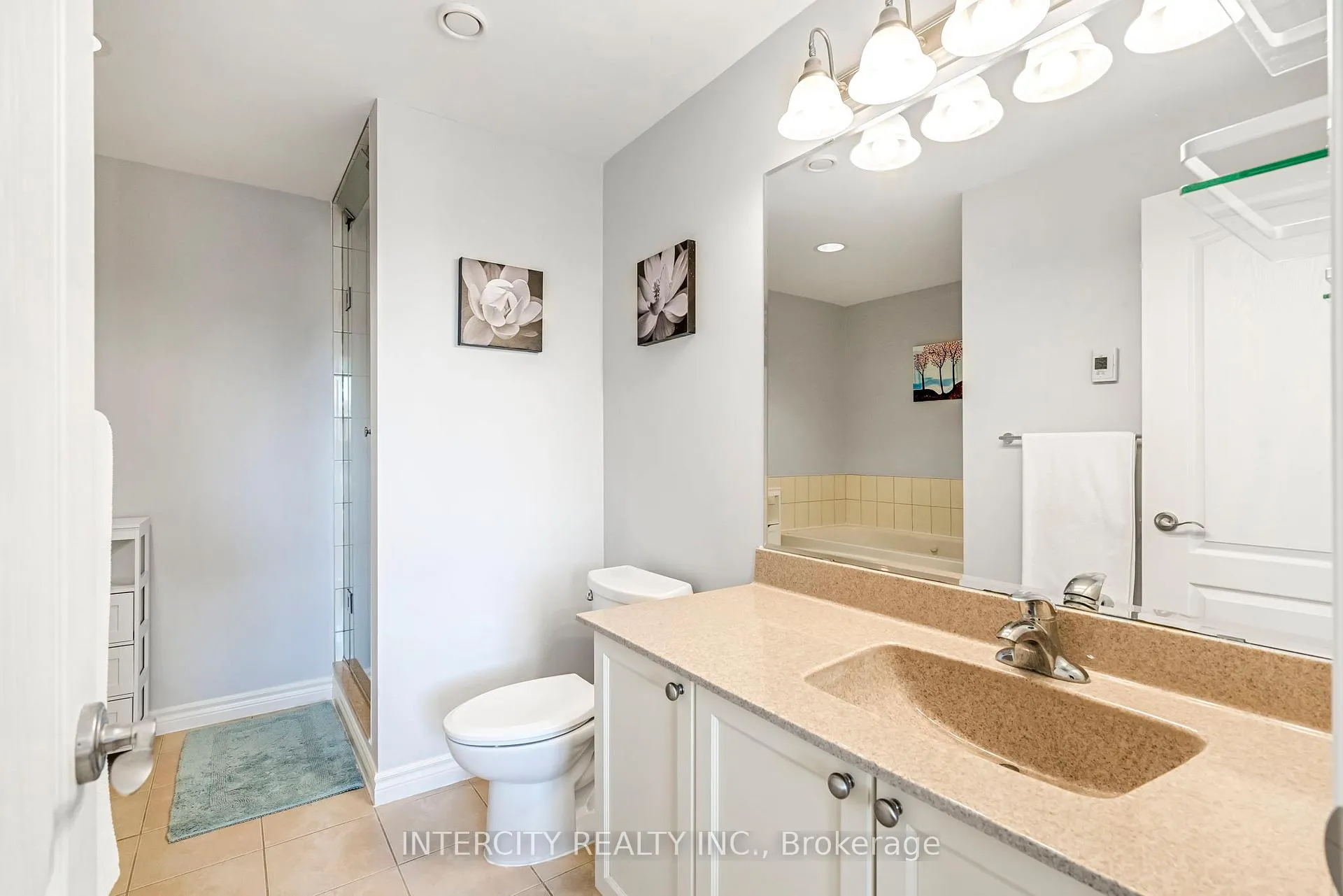 Photo 12 of Unit 1007, 699 Aberdeen Boulevard, Midland — HOMEH