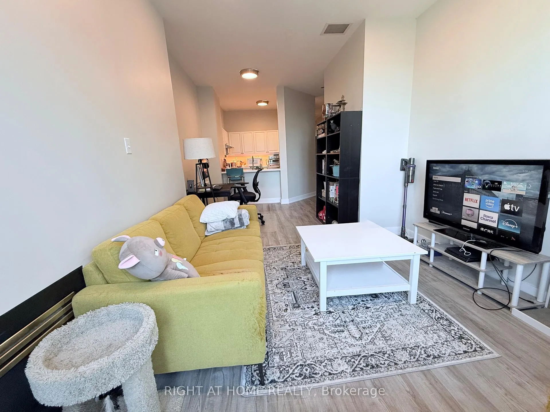 Photo 4 of Unit 2310, 7 King Street E, Toronto, Church-Yonge Corridor — HOMEH