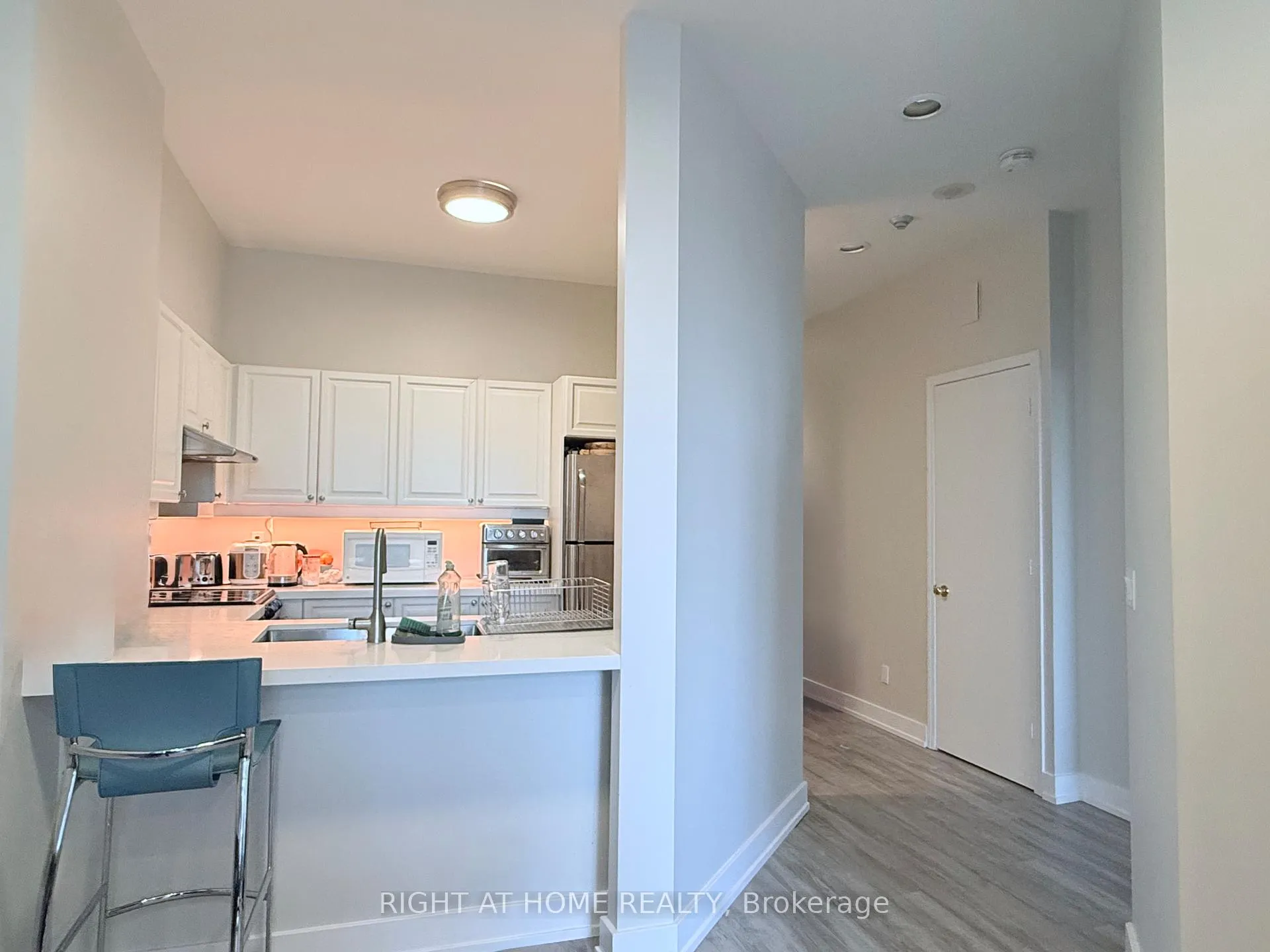 Photo 5 of Unit 2310, 7 King Street E, Toronto, Church-Yonge Corridor — HOMEH