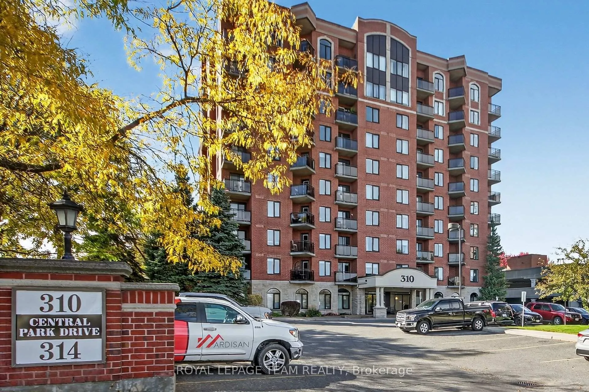 Photo 3 of Unit 7J, 310 Central Park Drive, Ottawa, Central Park — HOMEH