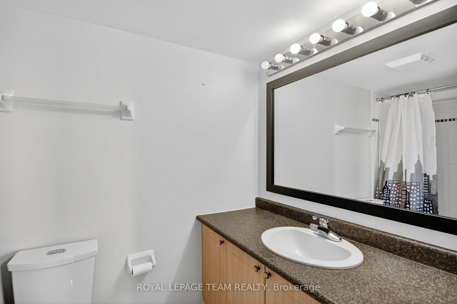 Photo 14 of Unit 7J, 310 Central Park Drive, Ottawa, Central Park — HOMEH