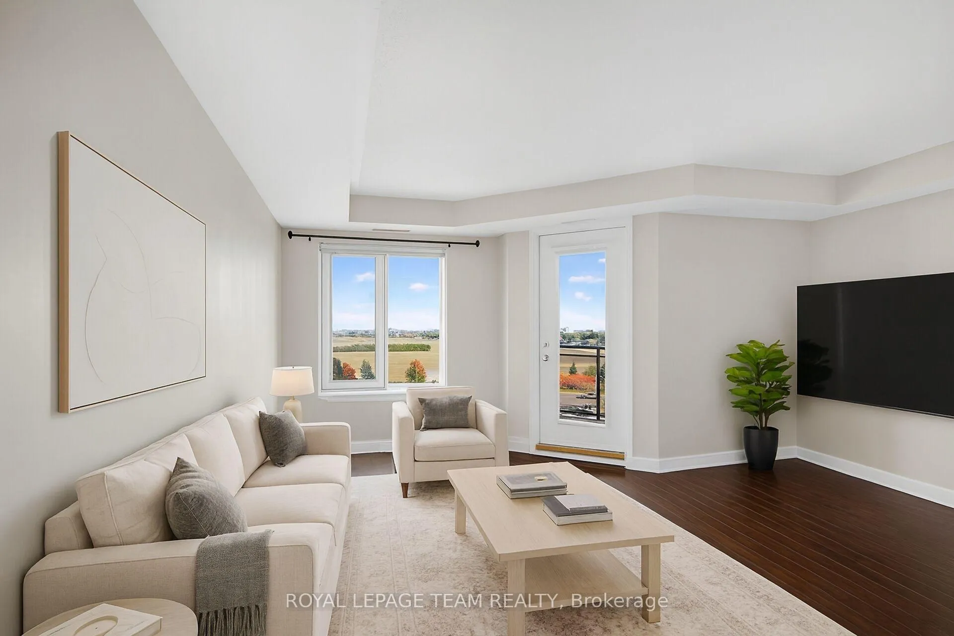 Photo 17 of Unit 7J, 310 Central Park Drive, Ottawa, Central Park — HOMEH