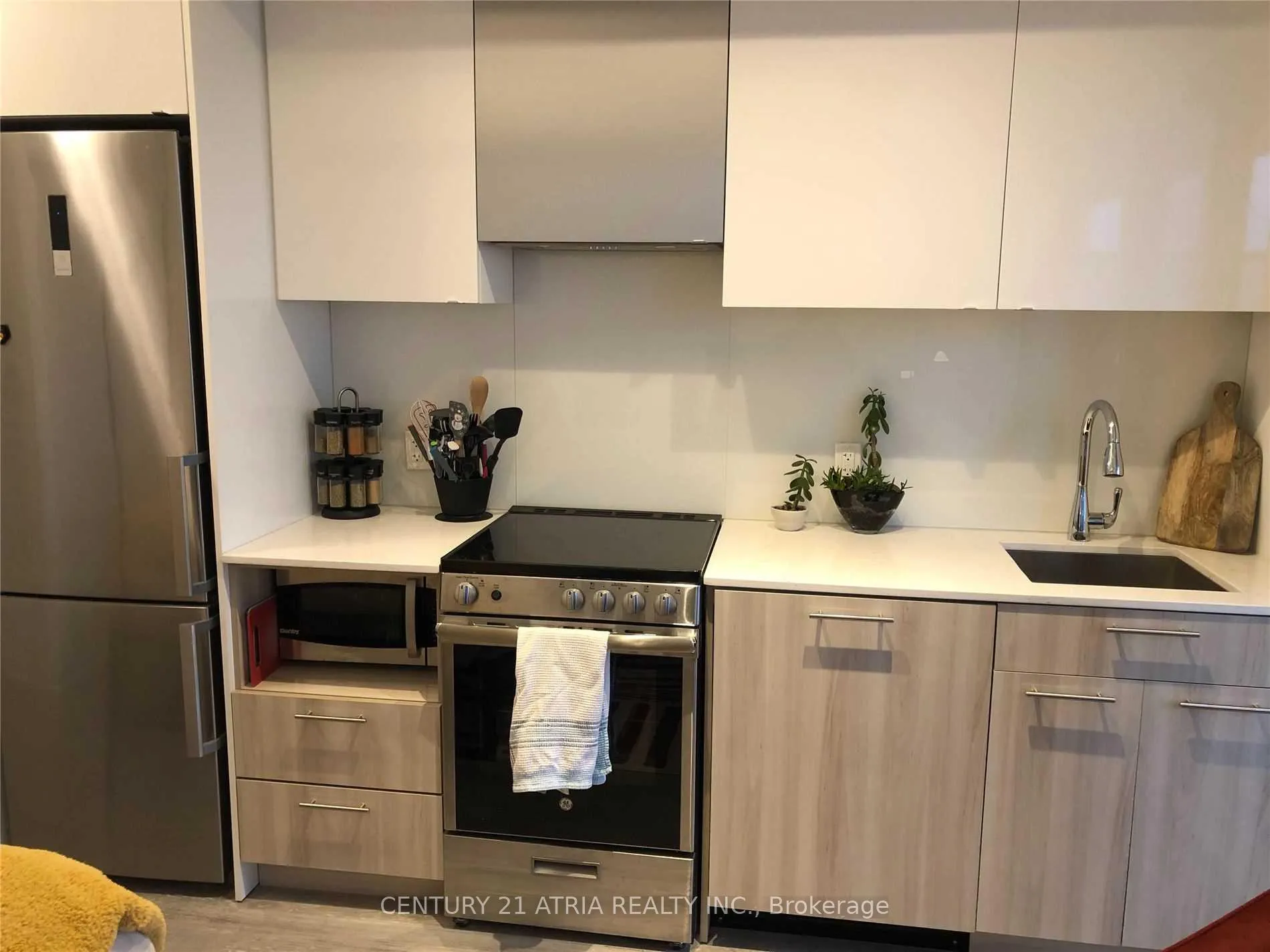 Photo 15 of Unit 810, 251 Jarvis Street, Toronto, Church-Yonge Corridor — HOMEH