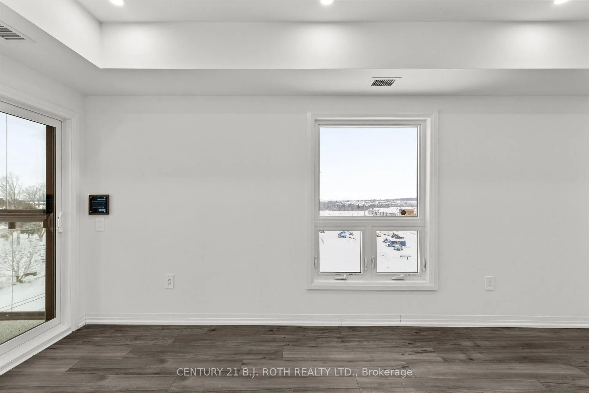 Photo 20 of Unit 616, 15 Kneeshaw Drive, Barrie, Rural Barrie Southeast — HOMEH