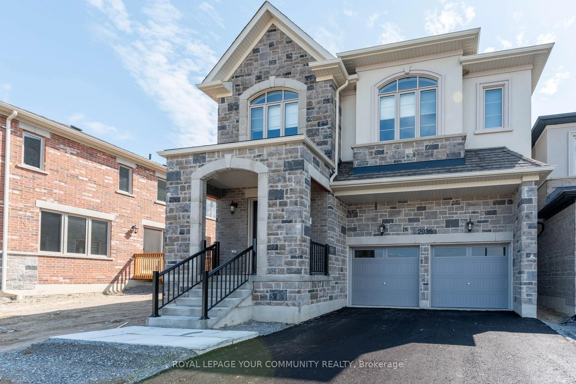Photo 2 of 2935 Titanium Trail, Pickering, Rural Pickering — HOMEH