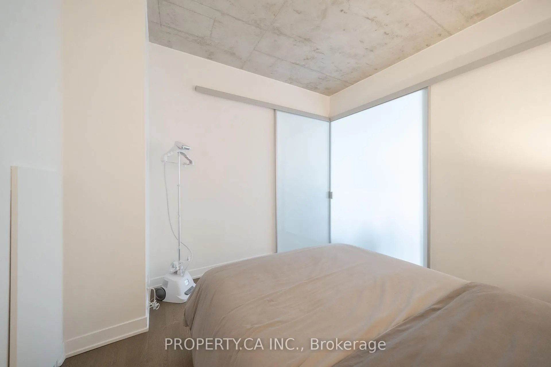 Photo 15 of Unit 408, 318 King Street E, Toronto, Moss Park — HOMEH