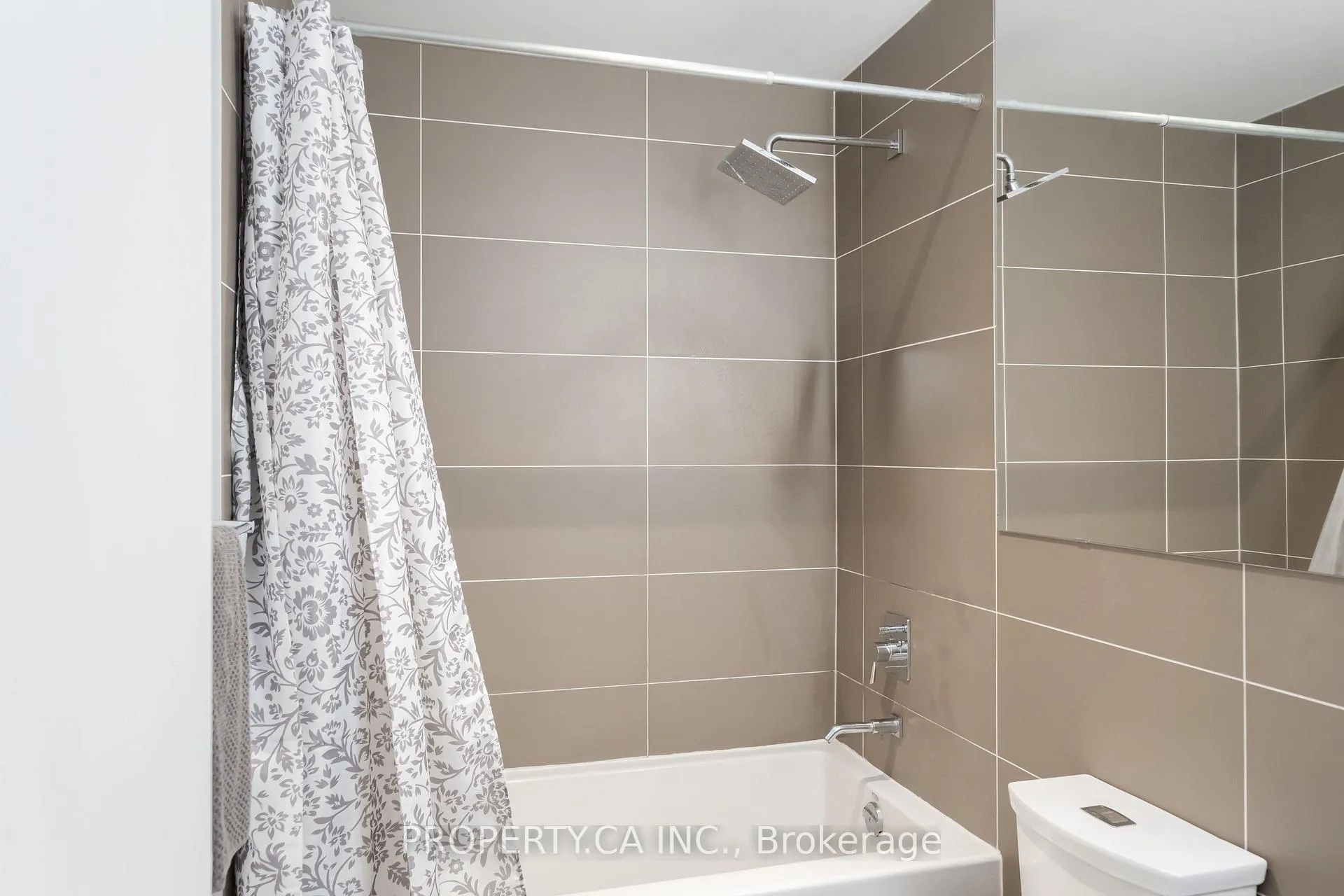 Photo 19 of Unit 408, 318 King Street E, Toronto, Moss Park — HOMEH