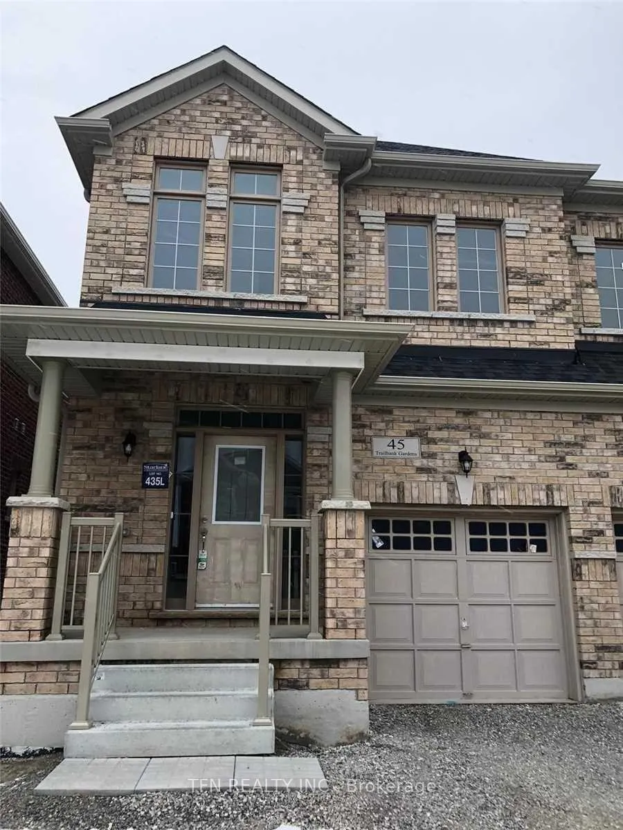 Front of 45 Trailbank Gardens