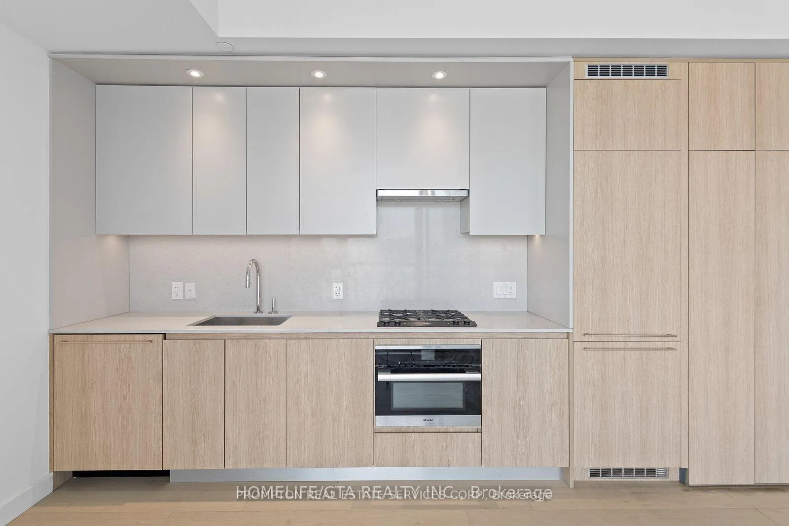 Photo 3 of Unit 1908, 81 Wellesley Street E, Toronto, Church-Yonge Corridor — HOMEH