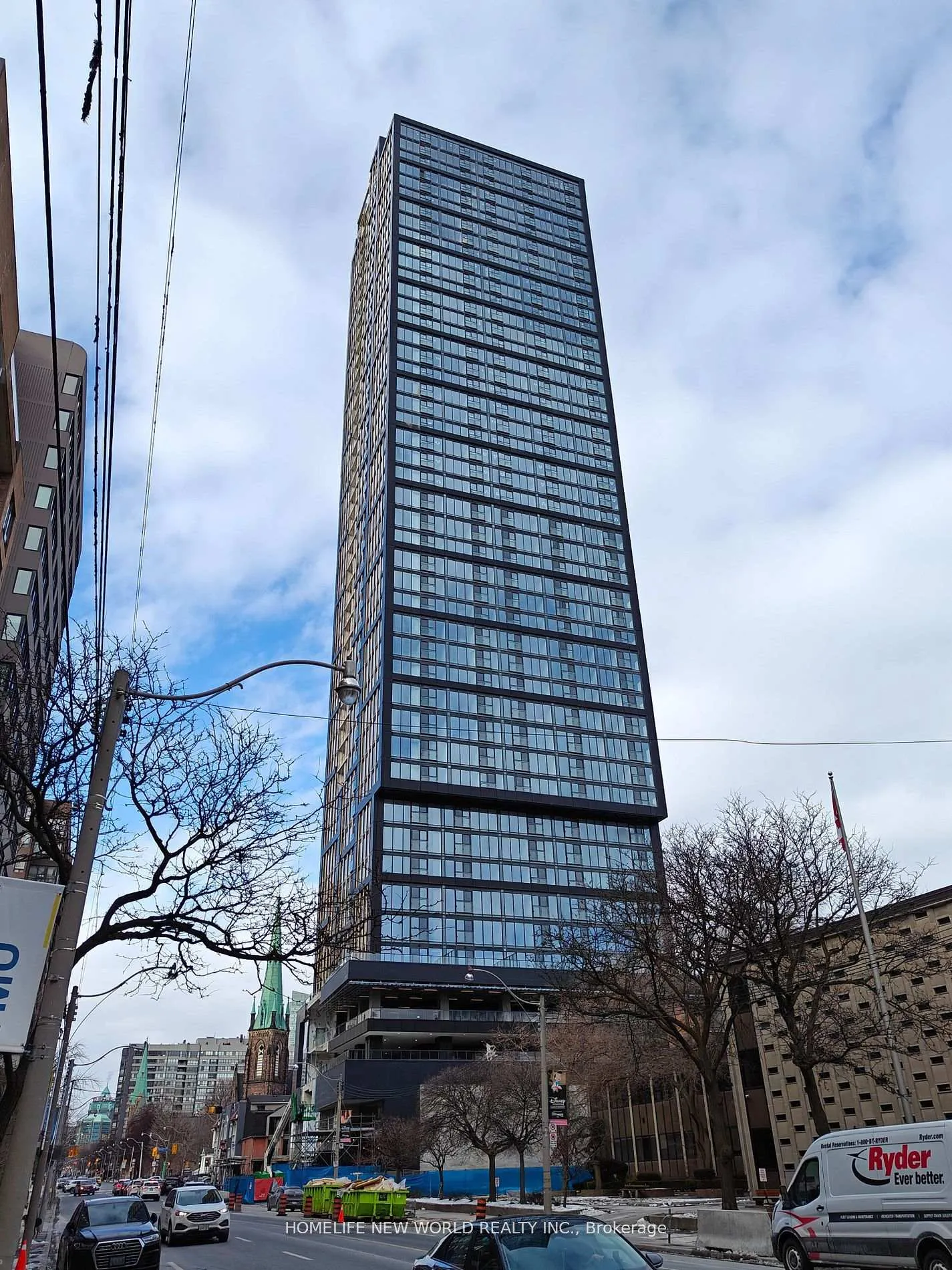 Front of Unit 815, 319 Jarvis Street