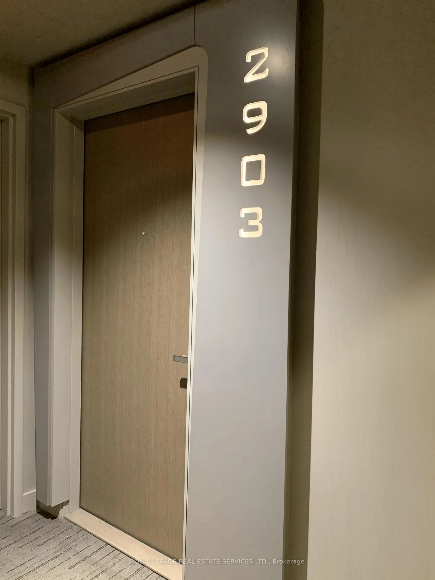 Photo 1 of Unit 2903, 1 Bloor Street E, Toronto, Church-Yonge Corridor — HOMEH