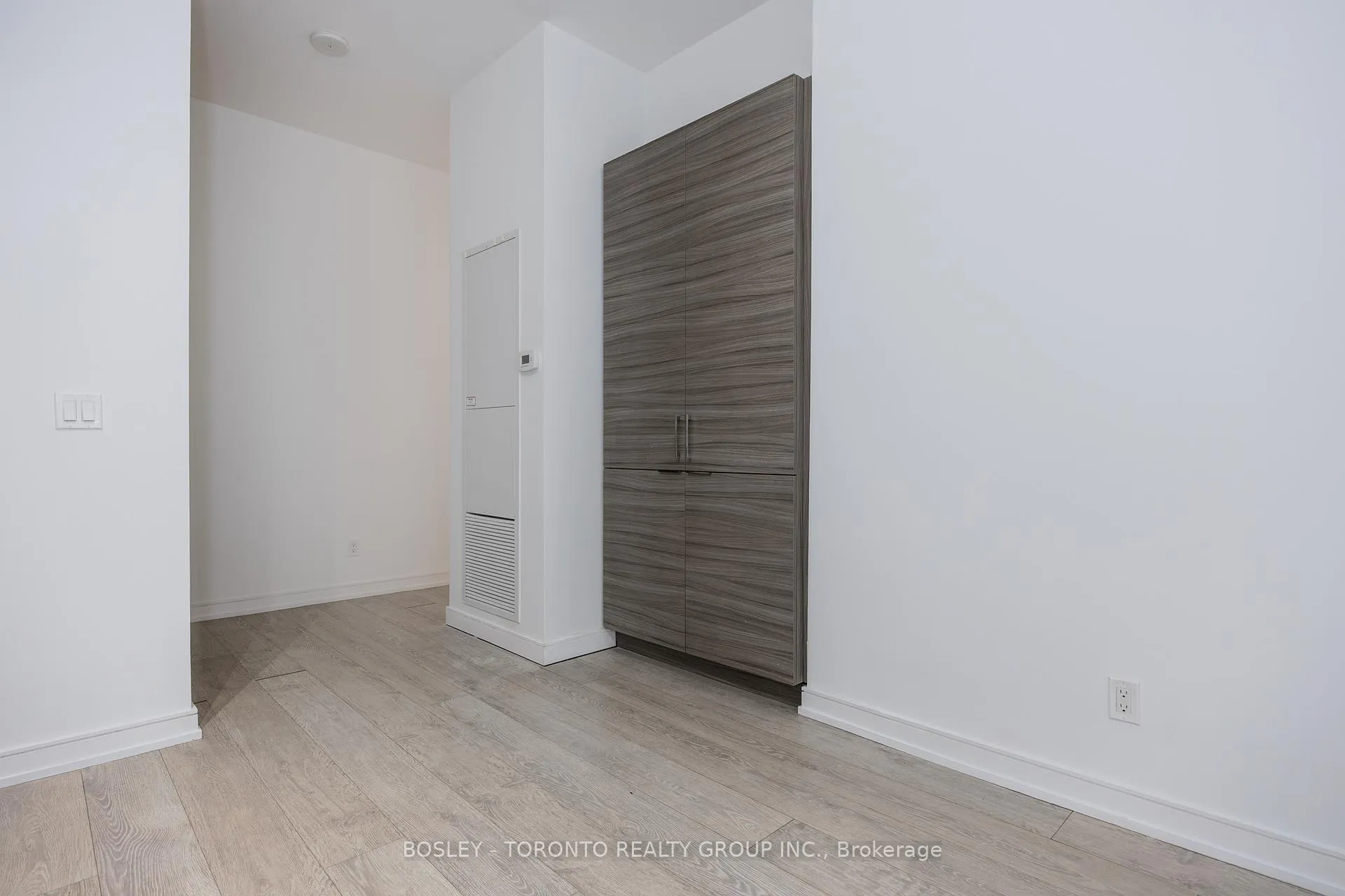 Photo 7 of Unit 208, 88 Scott Street, Toronto, Church-Yonge Corridor — HOMEH