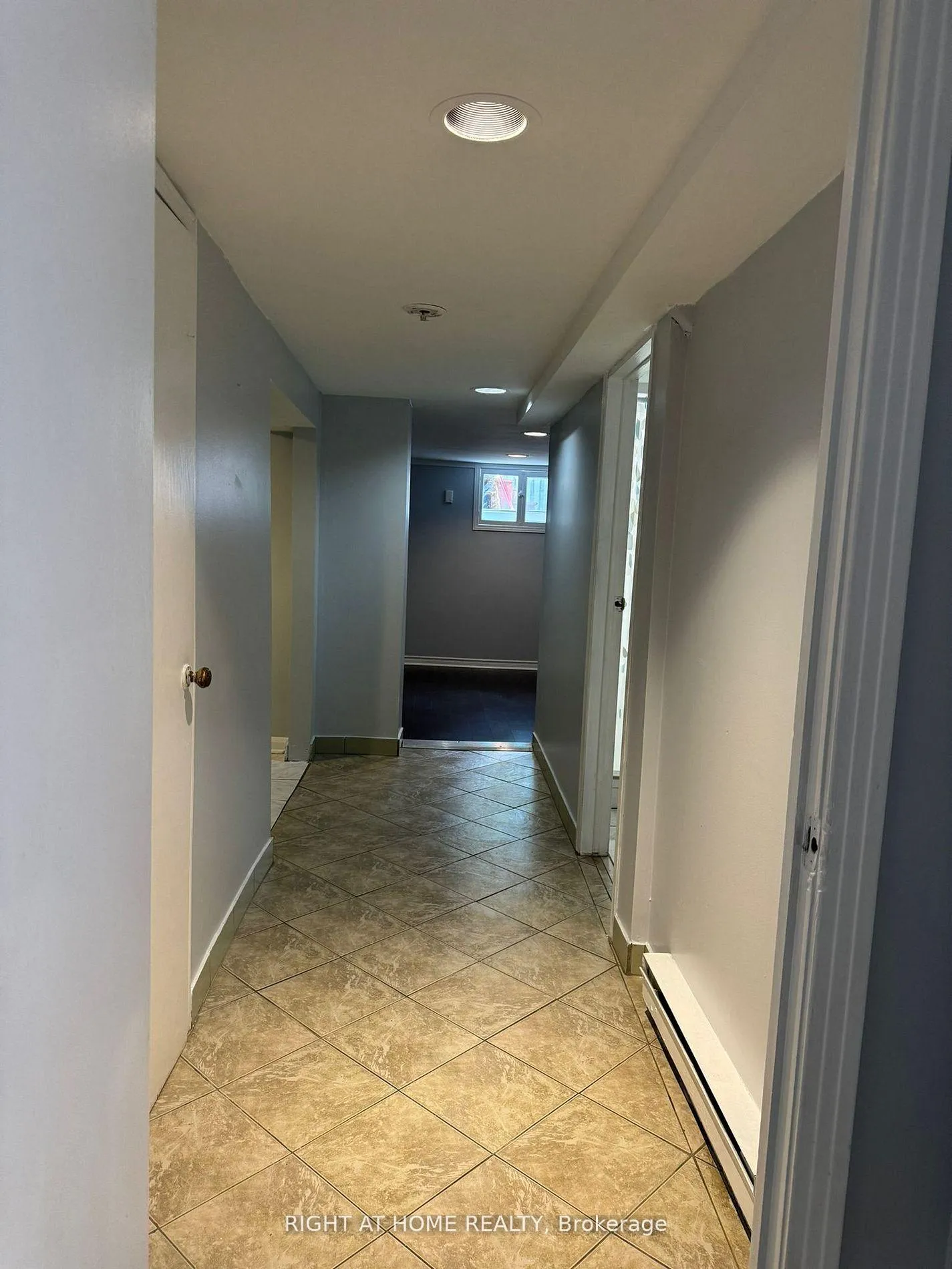 Photo 8 of Unit Basement, 591 O'connor Drive, Toronto, East York — HOMEH