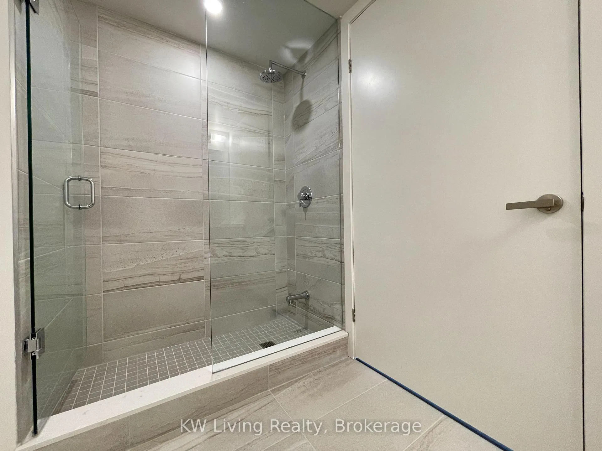 Photo 4 of Unit 4607, 138 Downes Street, Toronto, Waterfront Communities — HOMEH