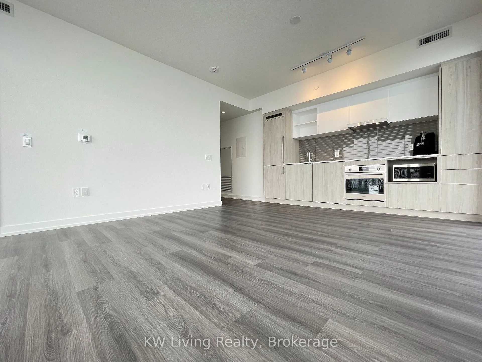 Photo 8 of Unit 4607, 138 Downes Street, Toronto, Waterfront Communities — HOMEH