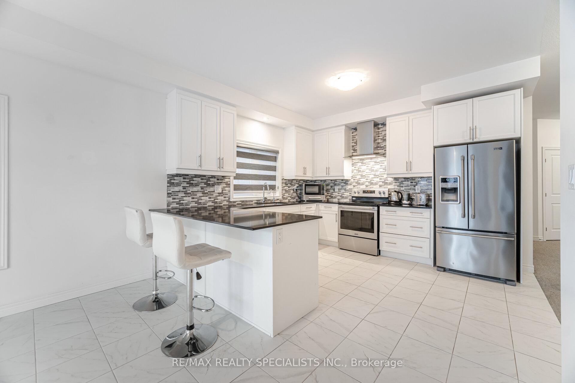 Photo 10 of 23 Mcgovern Lane, Brant, Paris — HOMEH