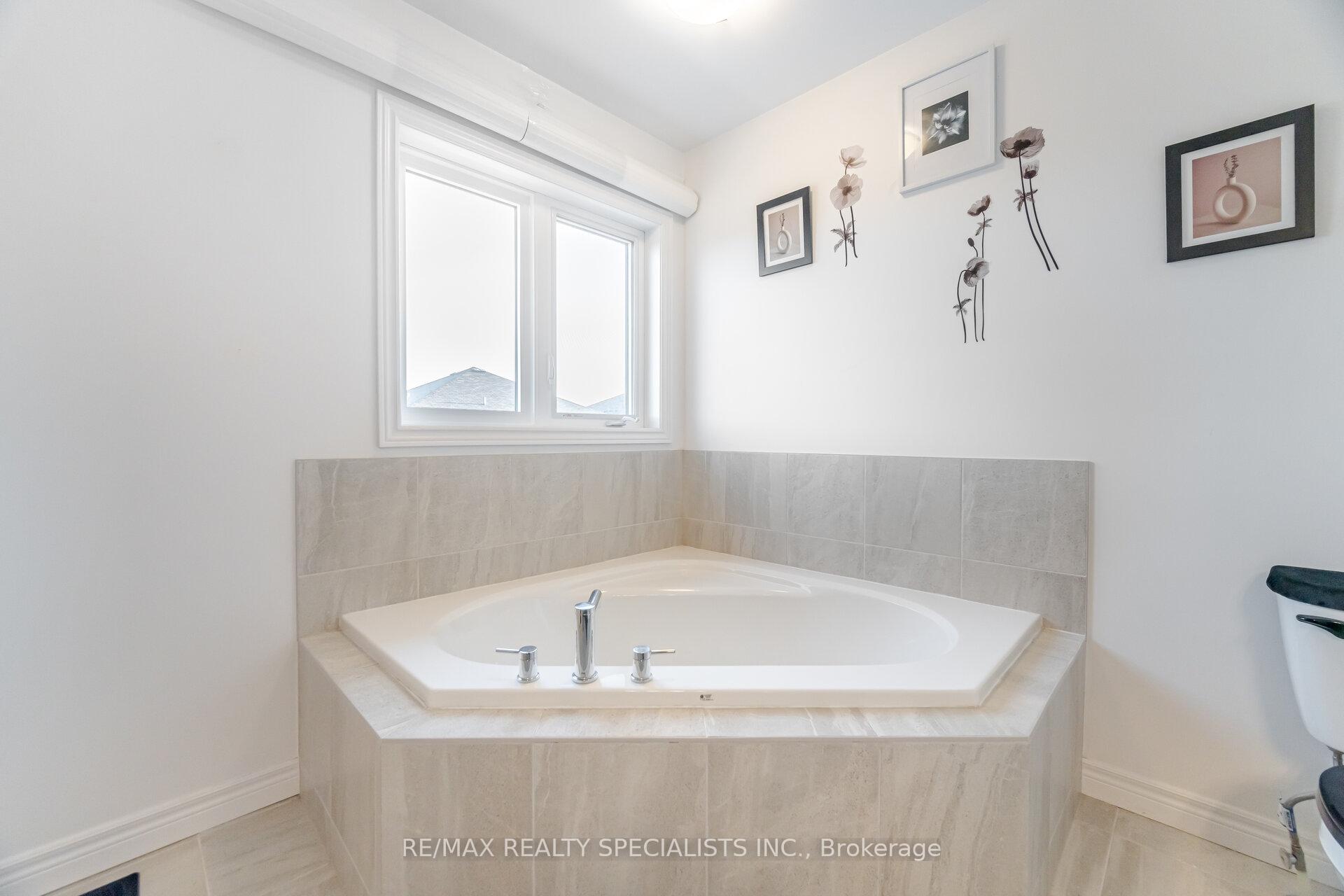 Photo 24 of 23 Mcgovern Lane, Brant, Paris — HOMEH