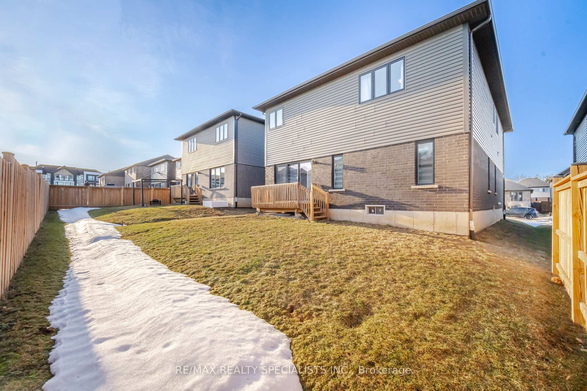Photo 34 of 23 Mcgovern Lane, Brant, Paris — HOMEH